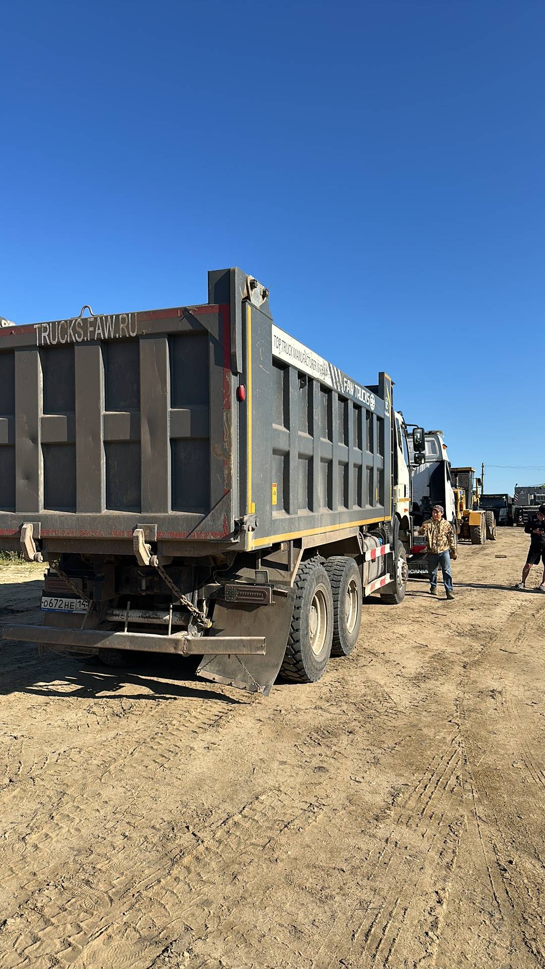 FAW CA3250P66K24L1TE5 6x6,  95 147 км, 2022 года в лизинг