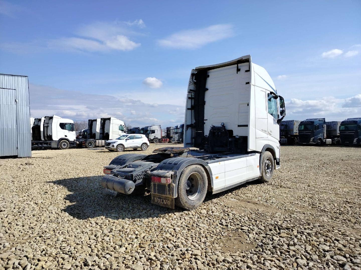 Volvo FH42T 500 4x2 (Globetrotter),  449 584 км, 2023 года в лизинг