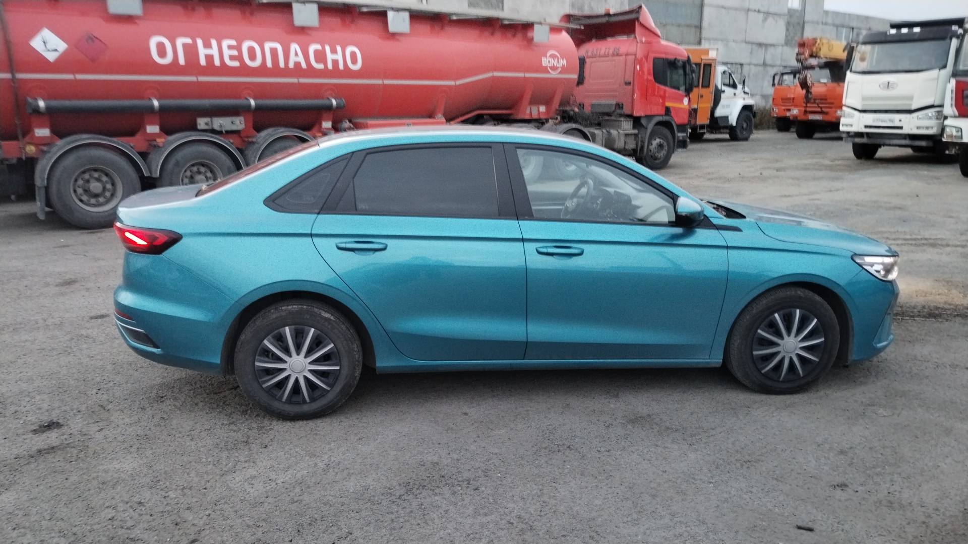 Geely Emgrand,  70 534 км, 2023 года в лизинг