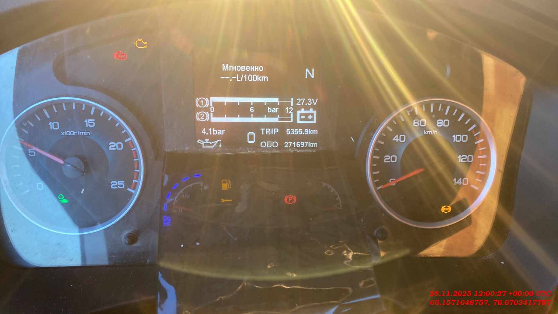 Shacman SX42584V324,  271 697 км, 2022 года в лизинг