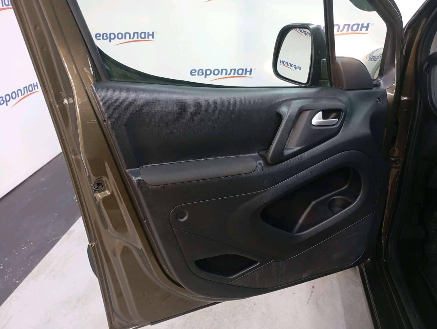 Citroen Berlingo Multispace,  190 678 км, 2021 года в лизинг