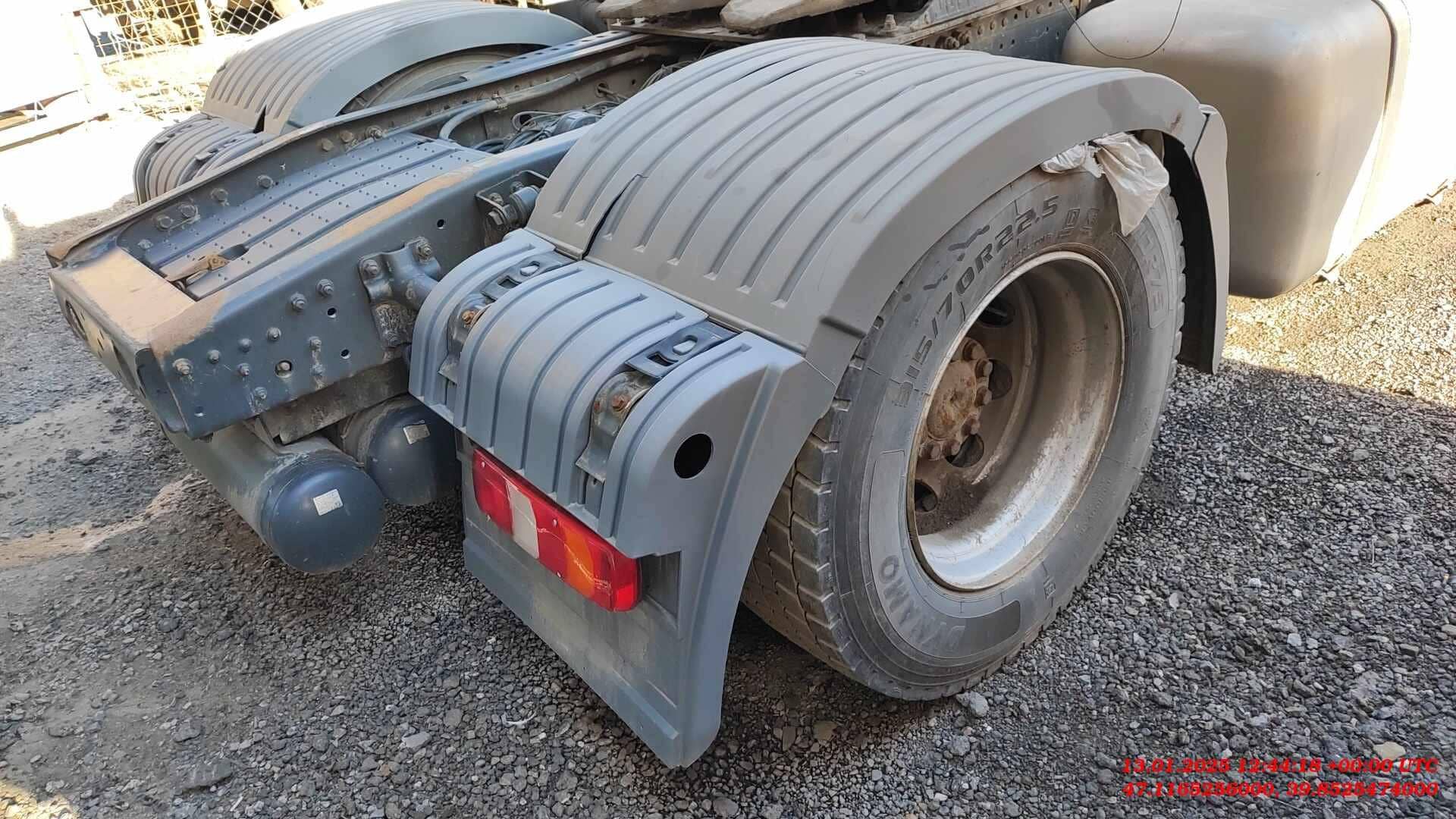 Mercedes-Benz Actros 3 1844 LS 4x2 (Megaspace),  800 000 км, 2018 года в лизинг