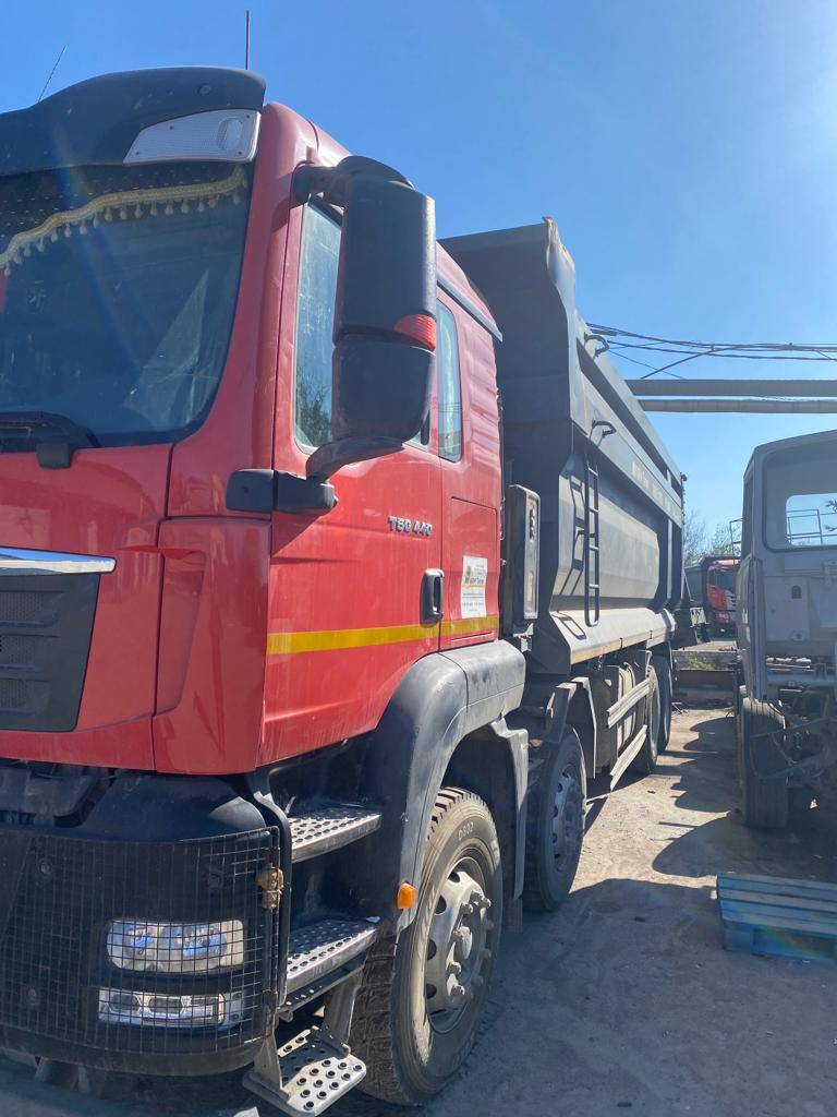 HOWO ZZ3317V386GE1 8х4