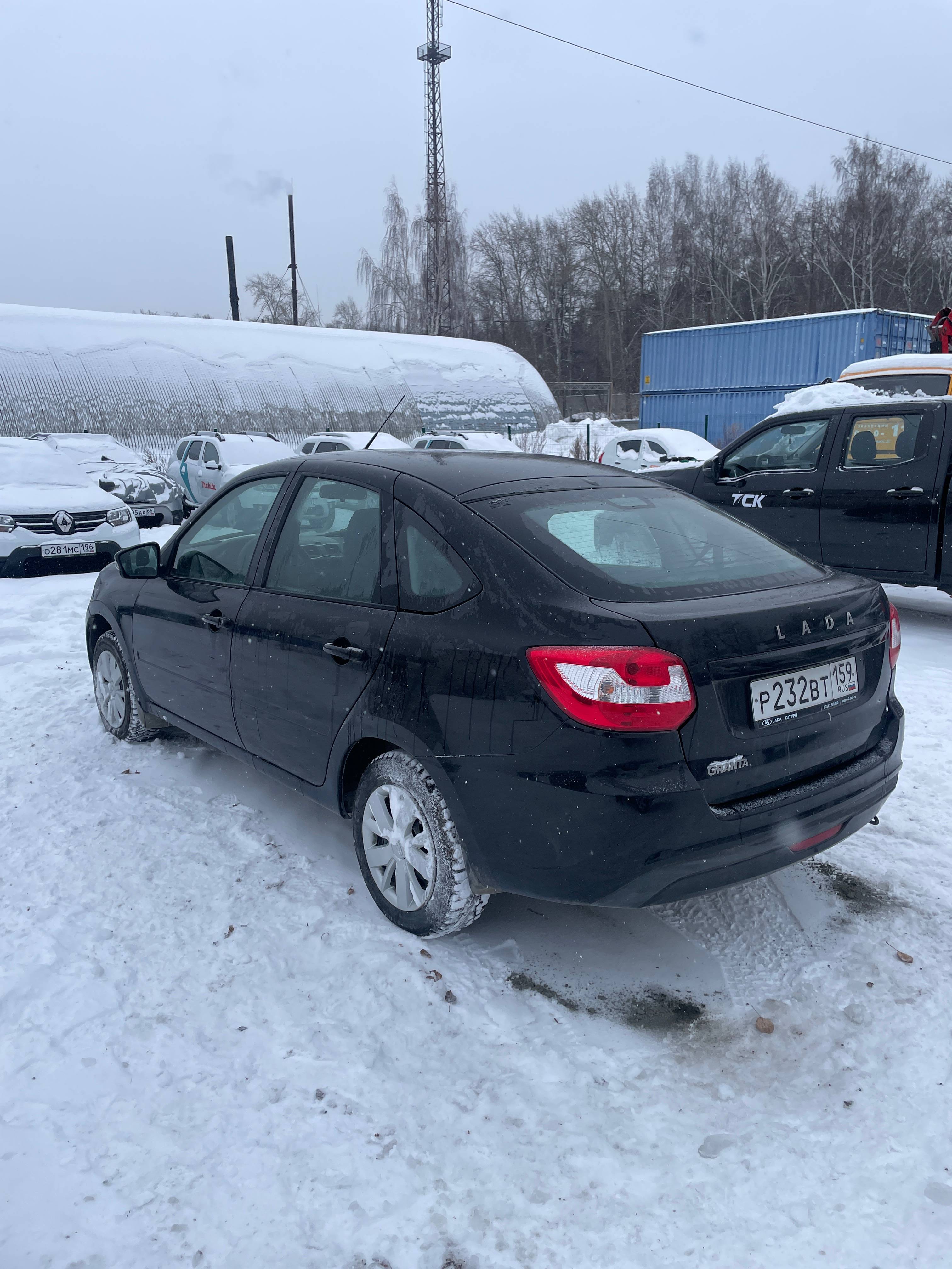 Lada Granta лифтбек,  64 037 км, 2023 года в лизинг