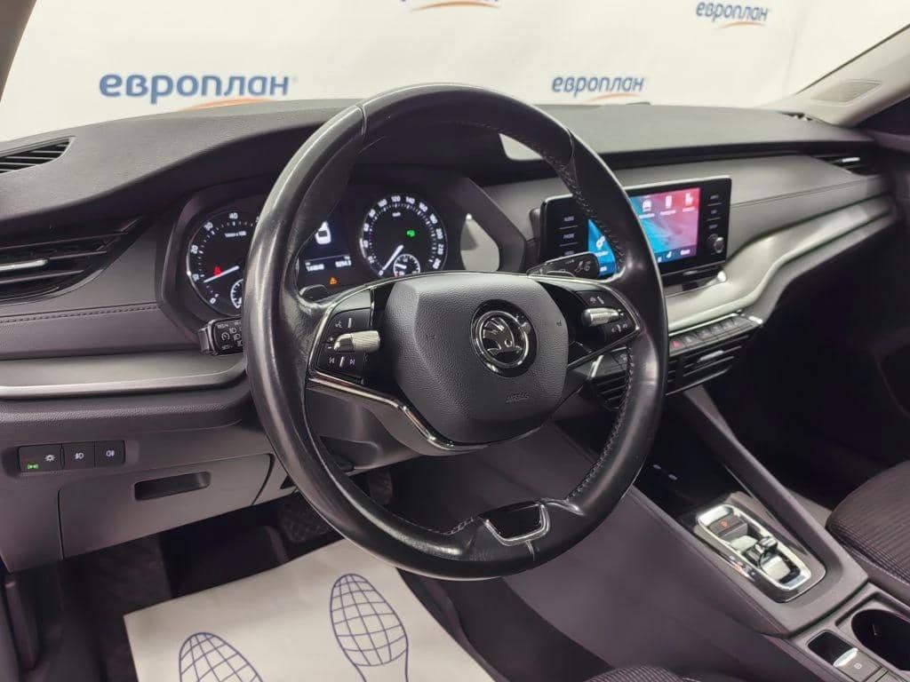 Skoda Octavia,  144 848 км, 2021 года в лизинг