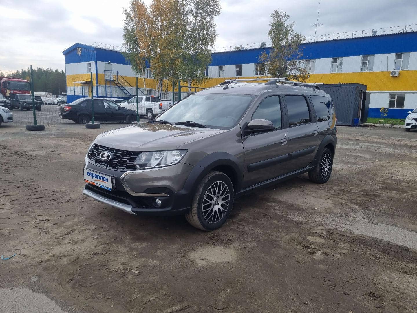 Lada Largus Кросс,  87 343 км, 2021 года в лизинг