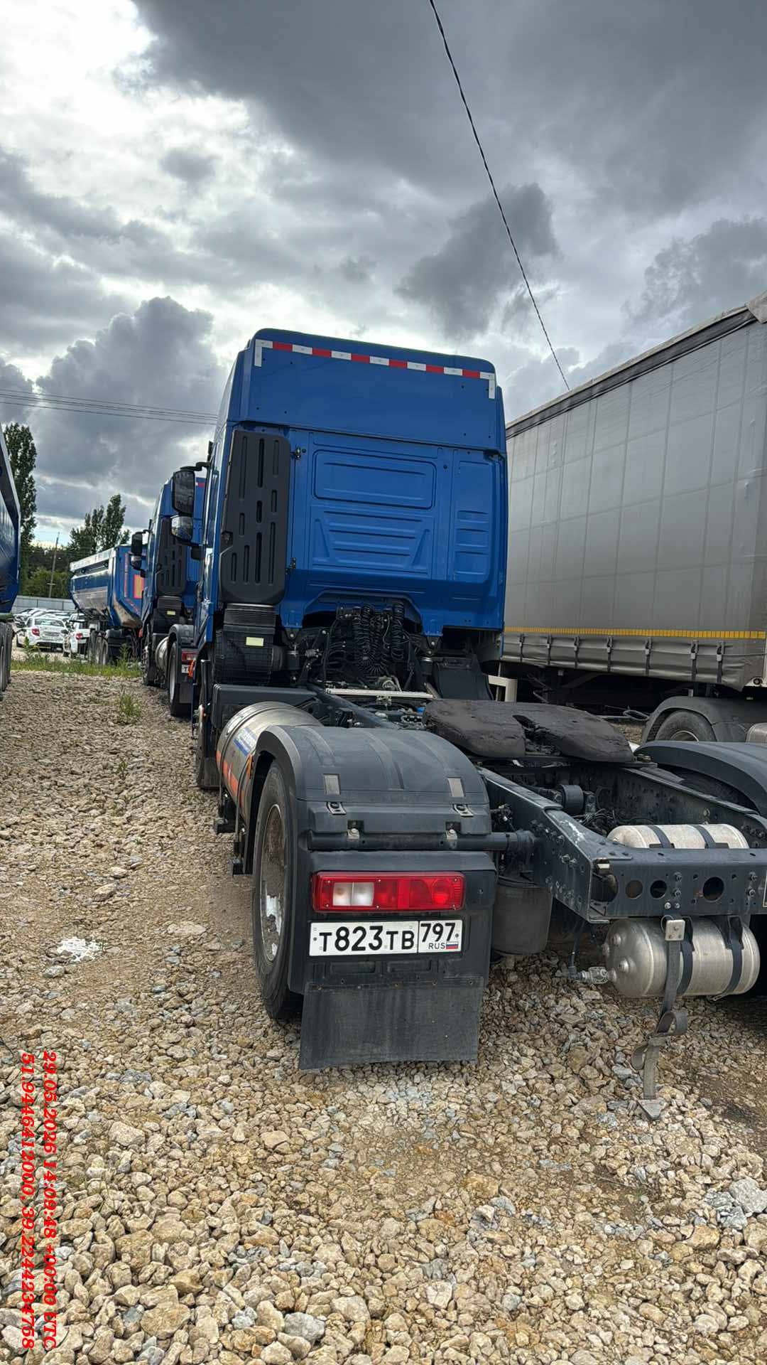 HONGYAN CQ4187HD12381T LNG,  300 000 км, 2023 года в лизинг