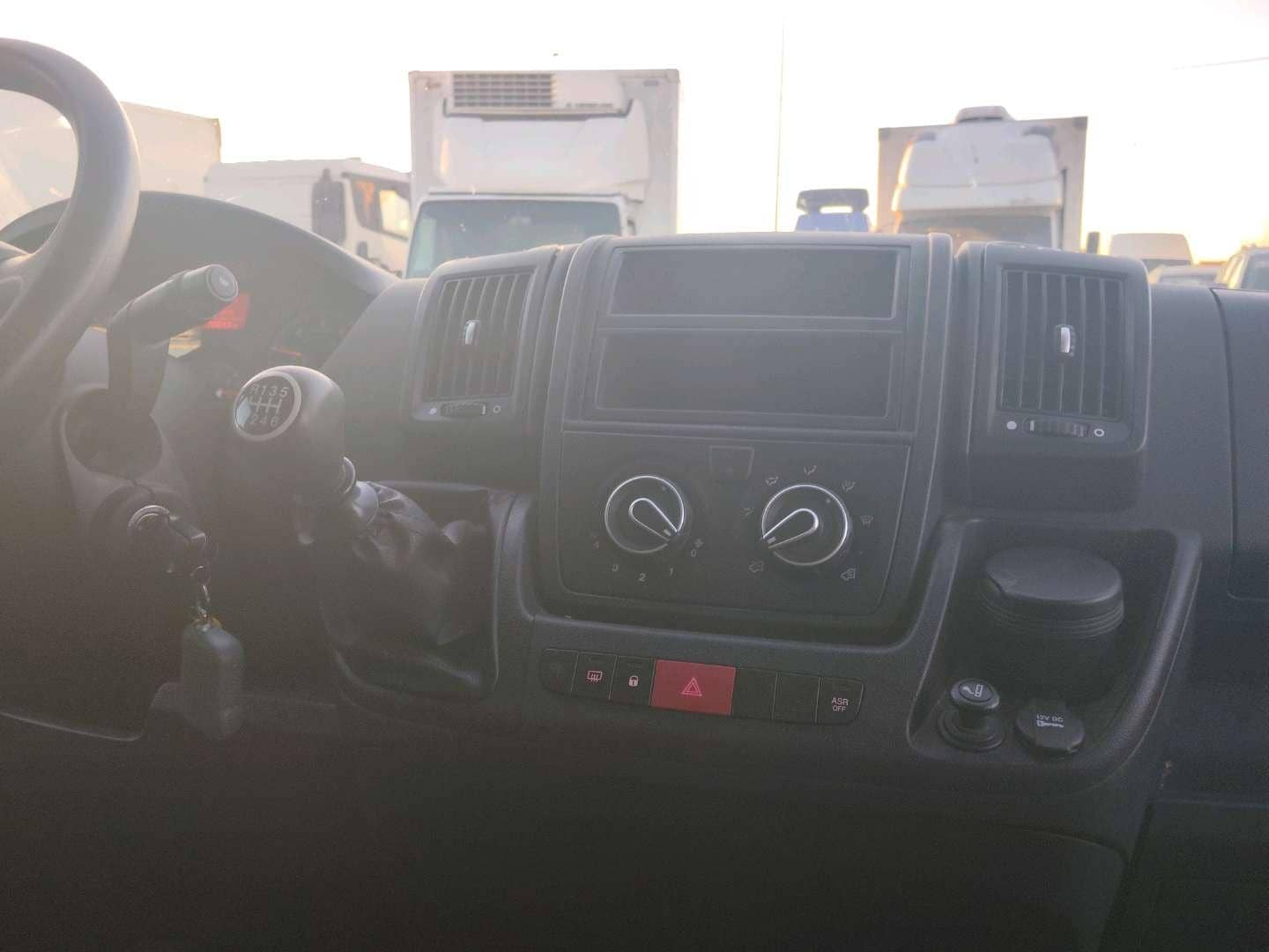 Peugeot Boxer,  70 000 км, 2024 года в лизинг