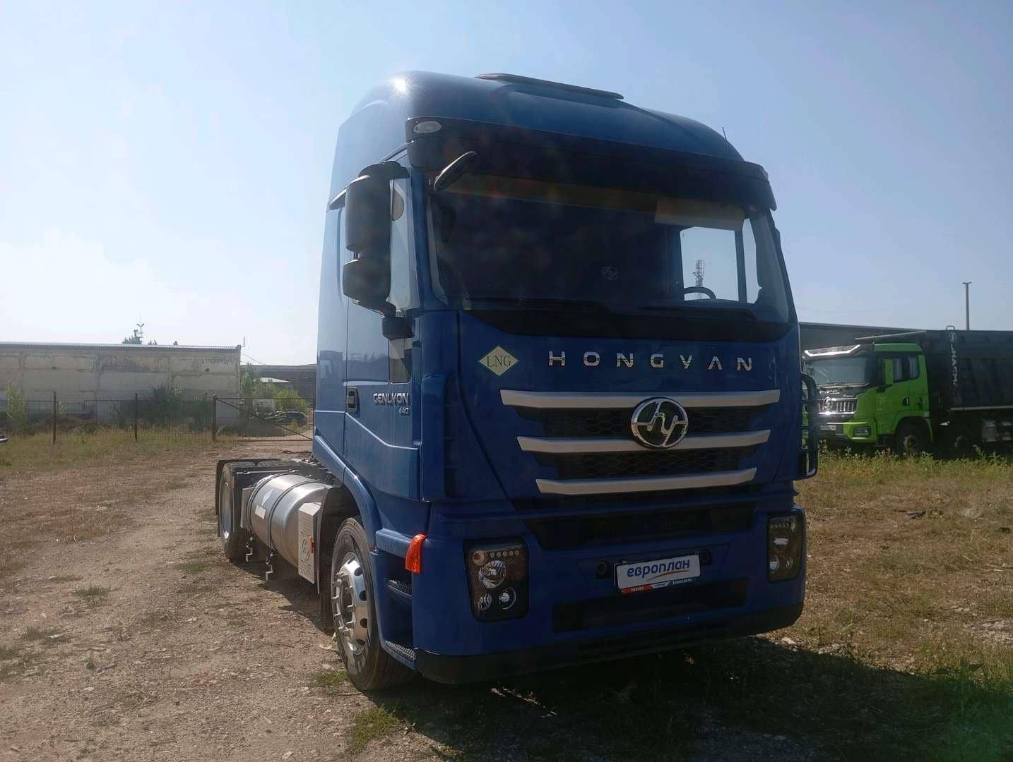 HONGYAN CQ4187HD12381T LNG