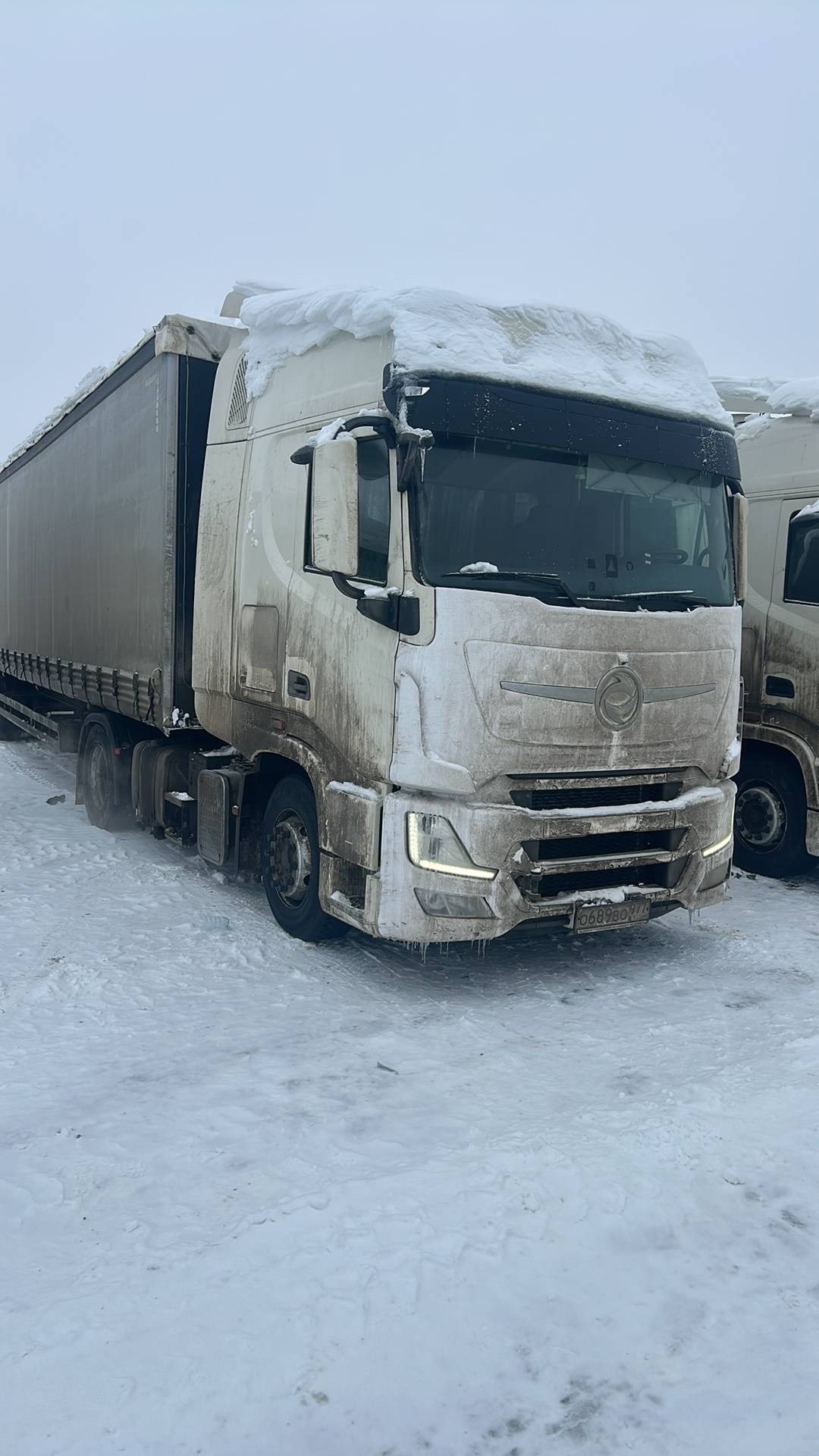 DongFeng GX DFH4180 4x2,  367 015 км, 2023 года в лизинг