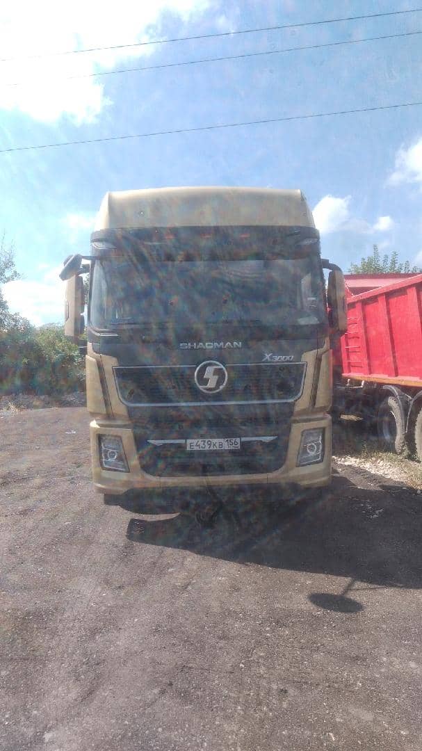 Shacman SX42584V324,  156 191 км, 2023 года в лизинг