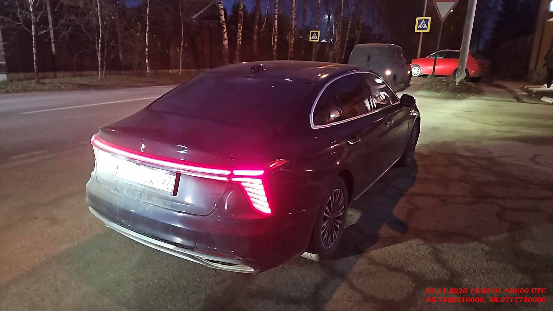 Hongqi H5,  156 990 км, 2023 года в лизинг