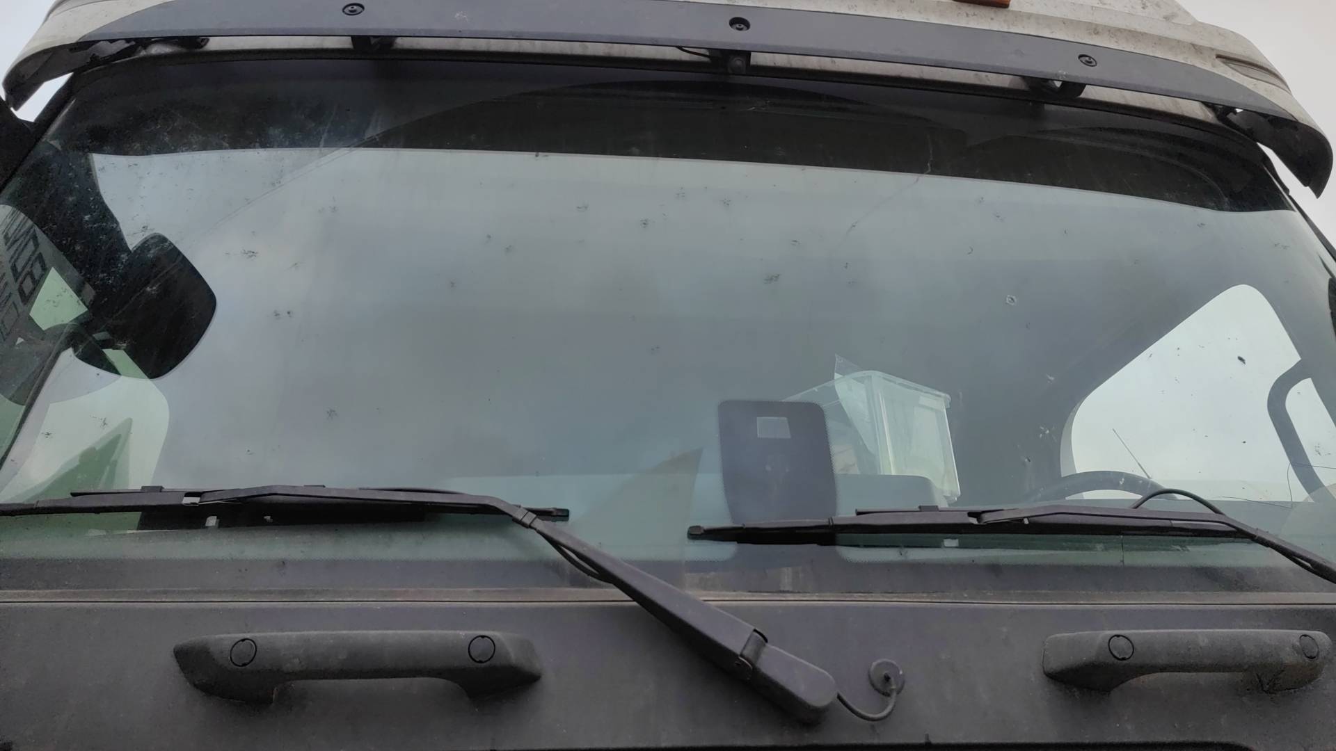 Shacman SX4188YY381,  463 281 км, 2023 года в лизинг