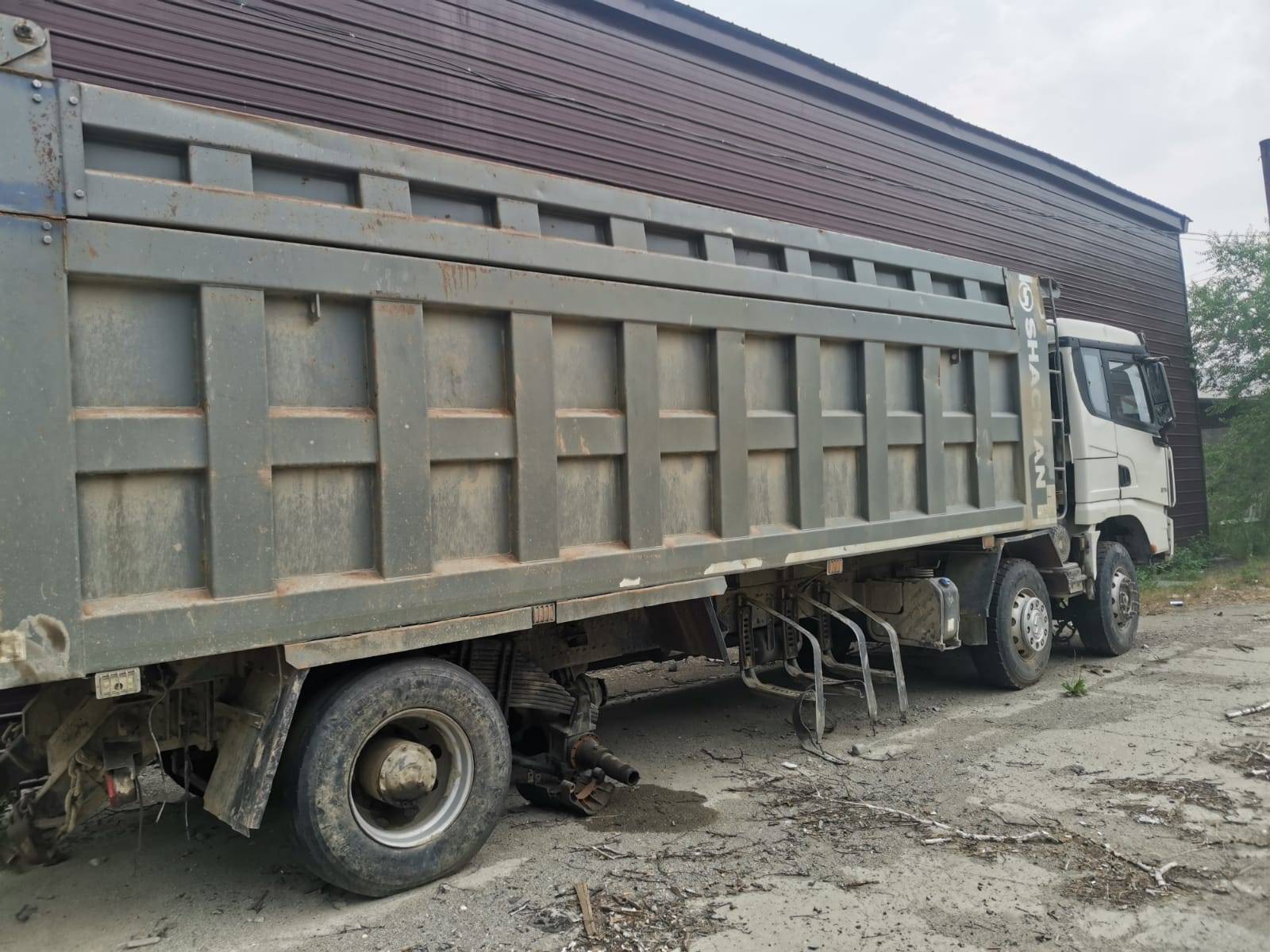Shacman SX33186T366 Лот 000000210