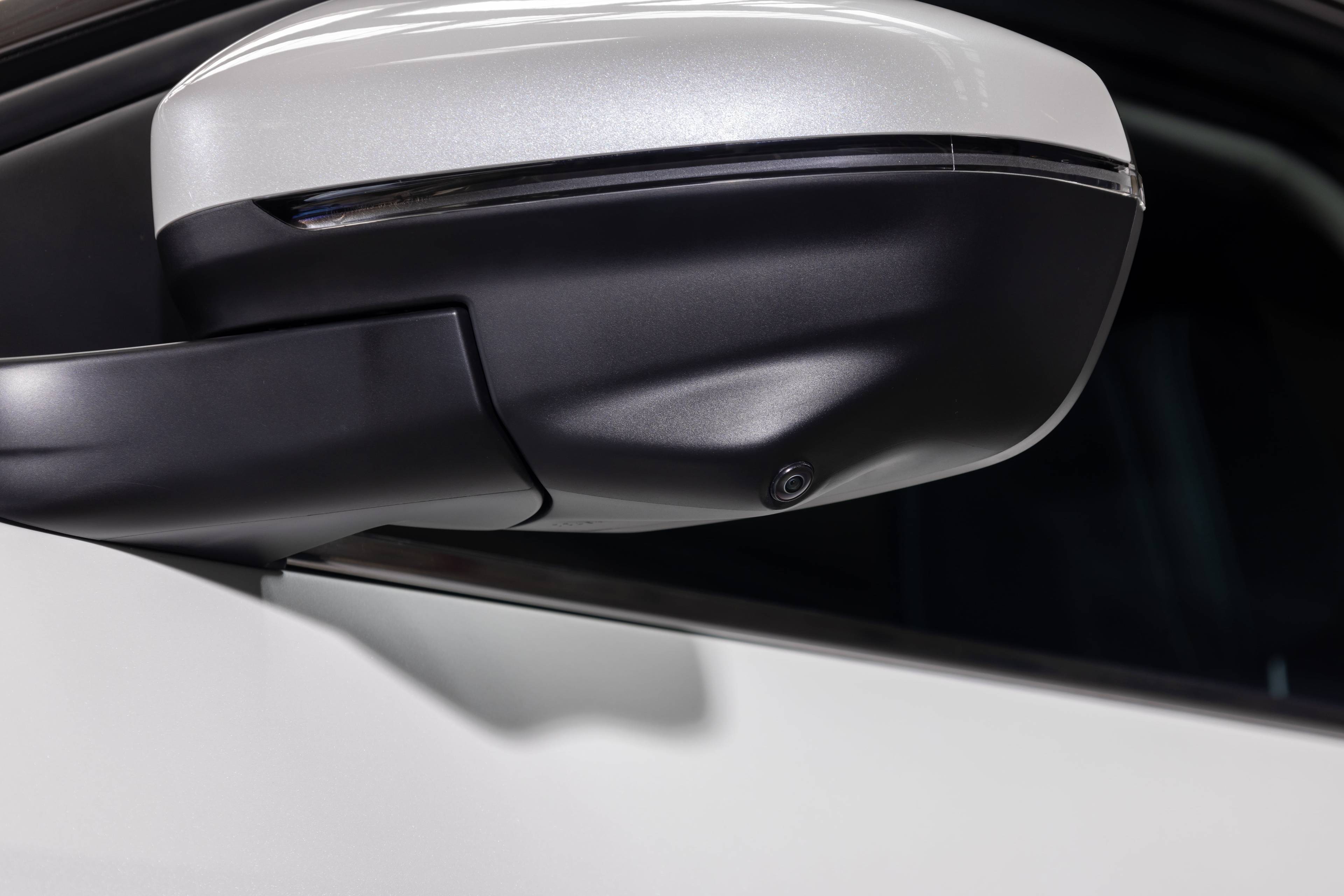 Citroen C5 Aircross Feel 360 1.6 THP 175hp 8AT