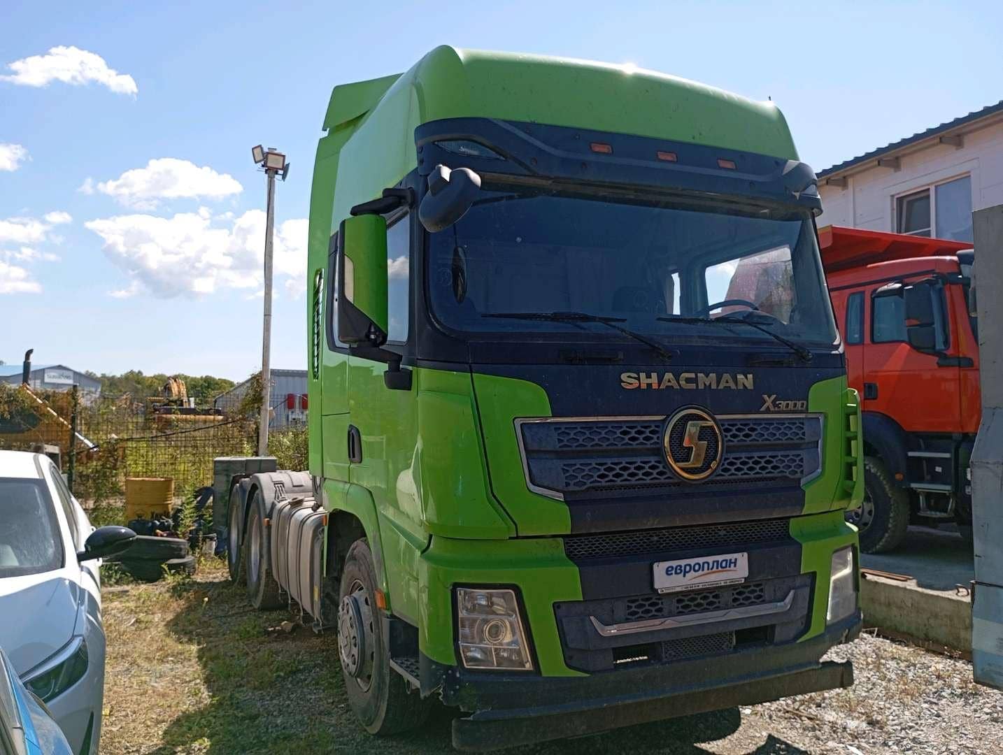 Shacman SX42584V324,  317 706 км, 2022 года в лизинг