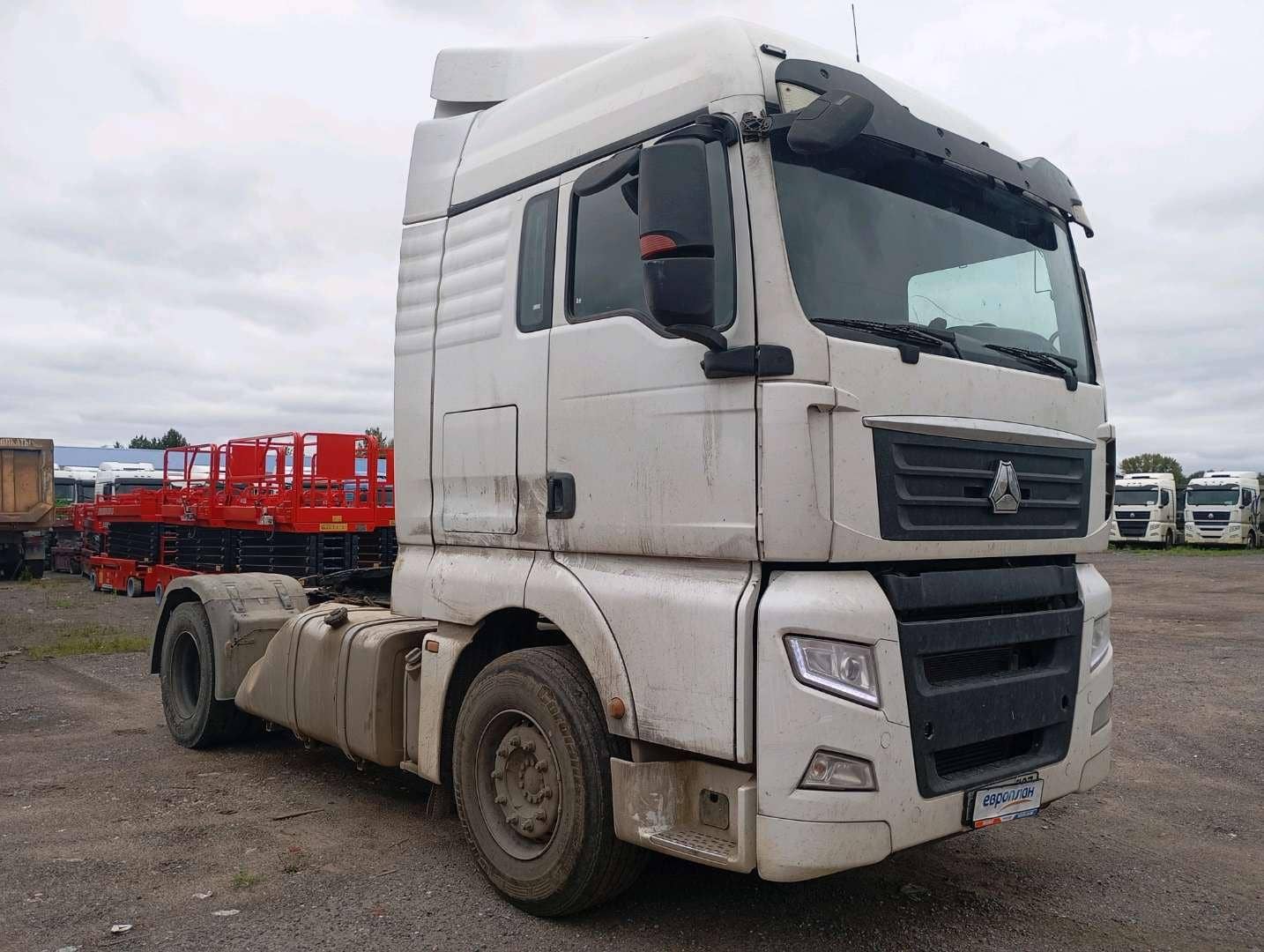 Sitrak C7H 4x2 ZZ4186V361HE,  741 525 км, 2022 года в лизинг