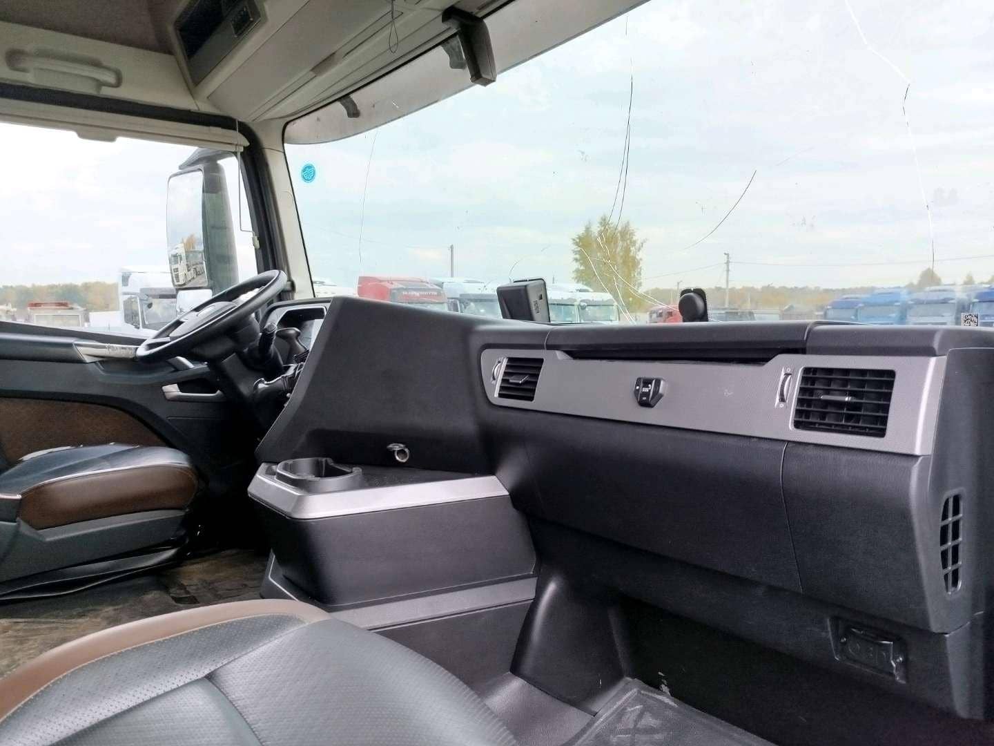 FAW CA4180P77K25E5 4x2,  454 047 км, 2023 года в лизинг