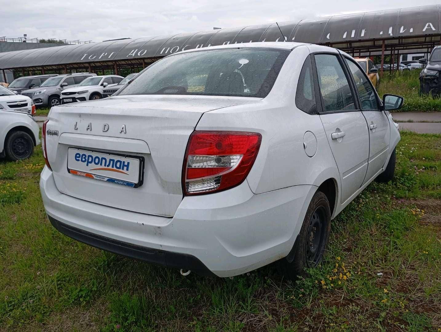 Lada Granta седан,  71 812 км, 2023 года в лизинг