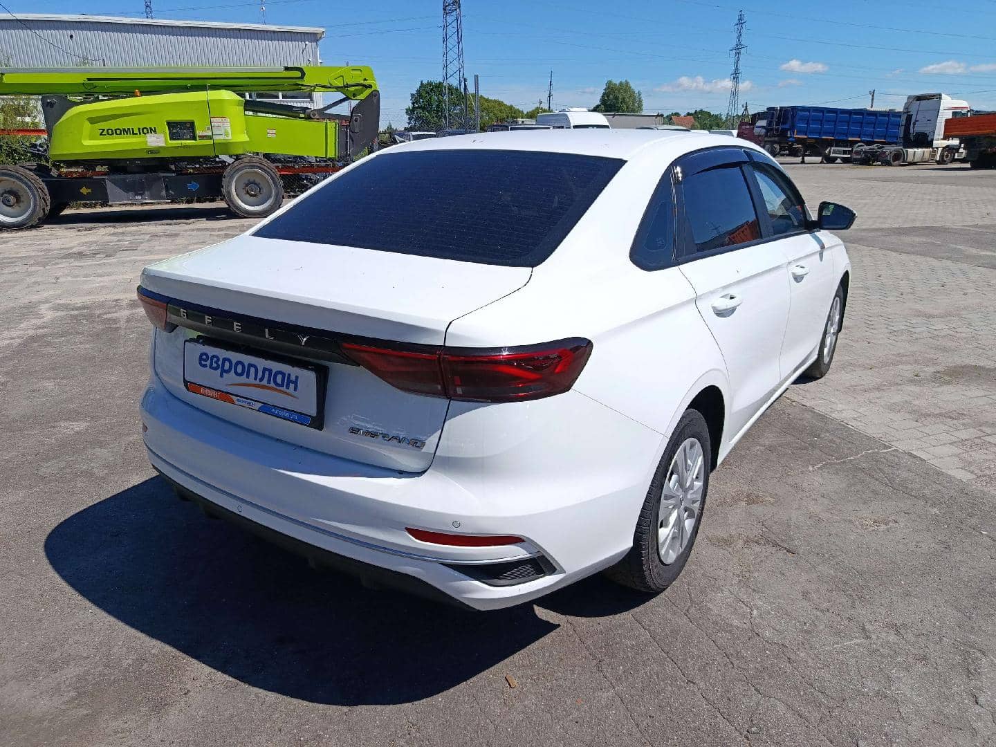 Geely Emgrand,  75 539 км, 2024 года в лизинг