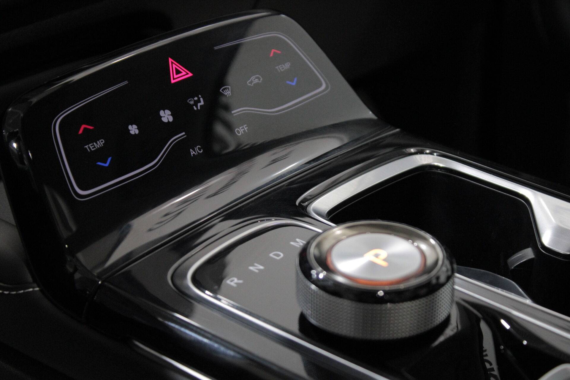 JAC JS6 Flagship