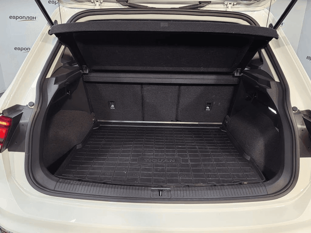 Volkswagen Tiguan,  86 786 км, 2022 года в лизинг