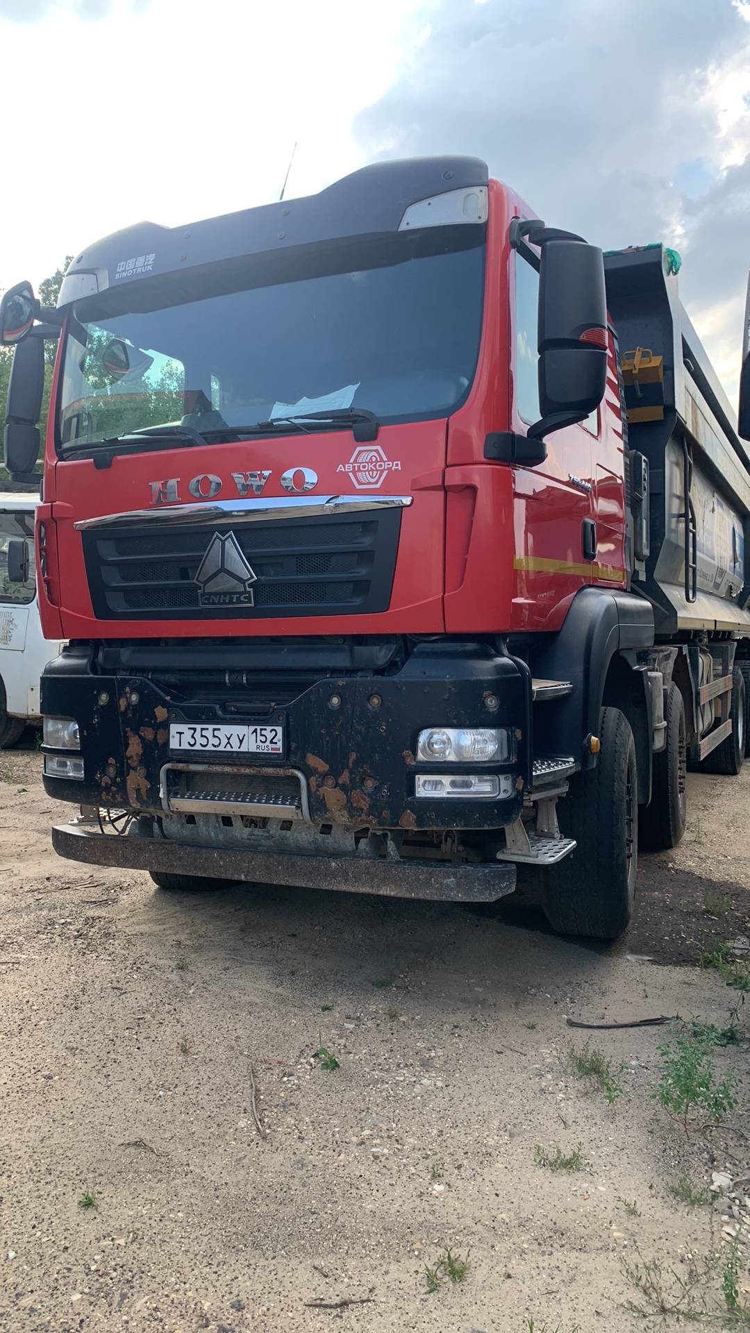 HOWO ZZ3317V386GE1 8х4