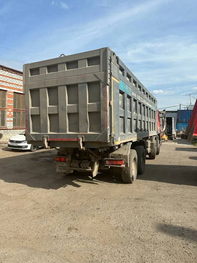 HOWO ZZ3407S3867Е 8х4,  82 015 км, 2022 года в лизинг