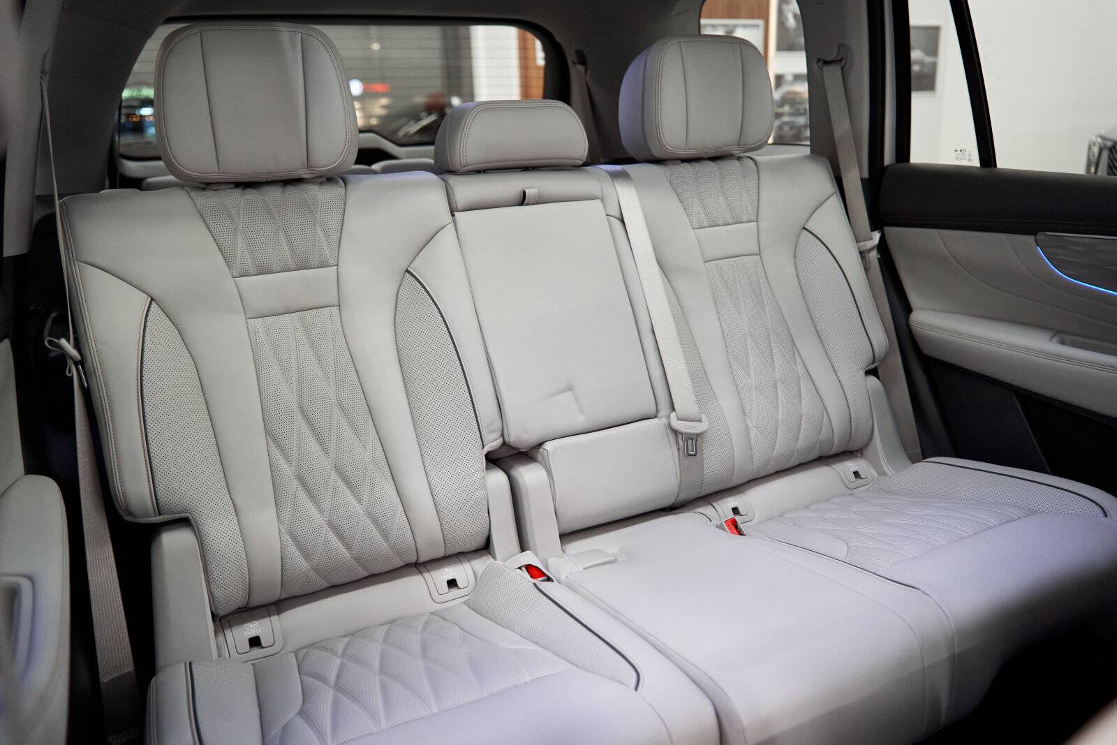GAC GS8 GX Premium 2.0 8AT 4WD