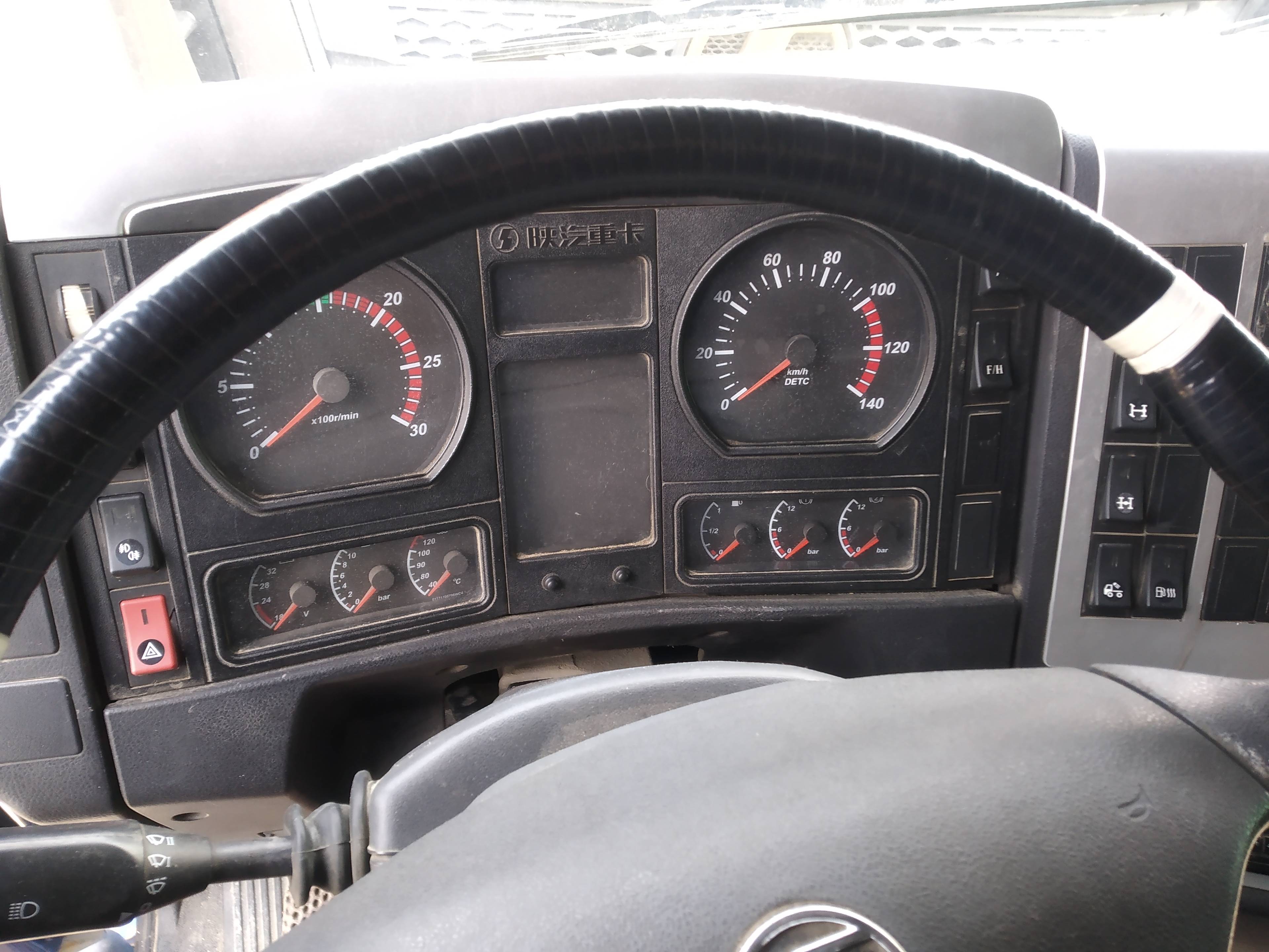 Shacman SX5318GJB6T326  Лот 000007842