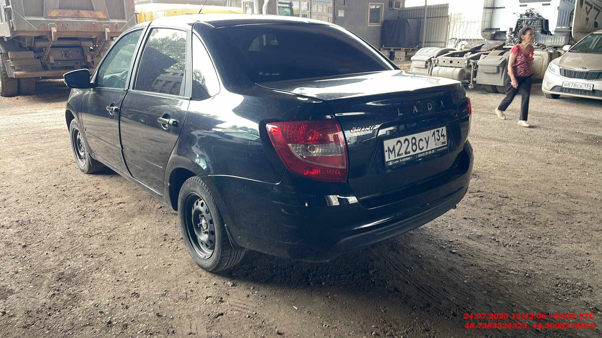 Lada Granta седан,  186 709 км, 2023 года в лизинг