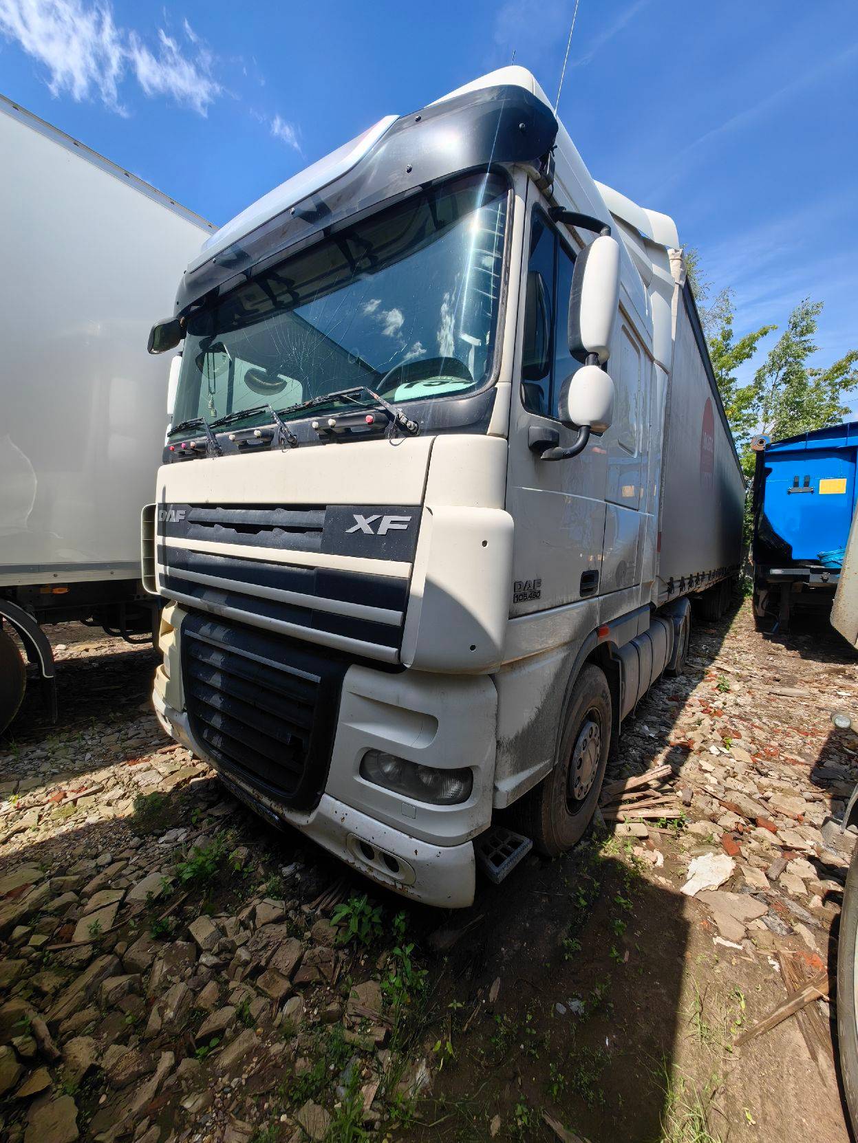 DAF XF105.460 FT 4x2 (Space Cab)
