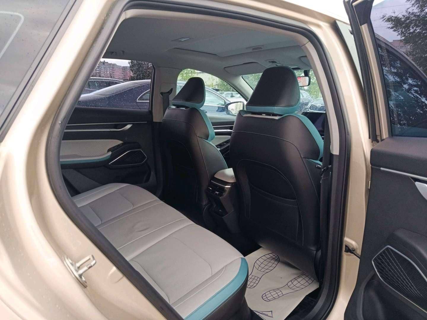 Geely Emgrand,  94 673 км, 2023 года в лизинг