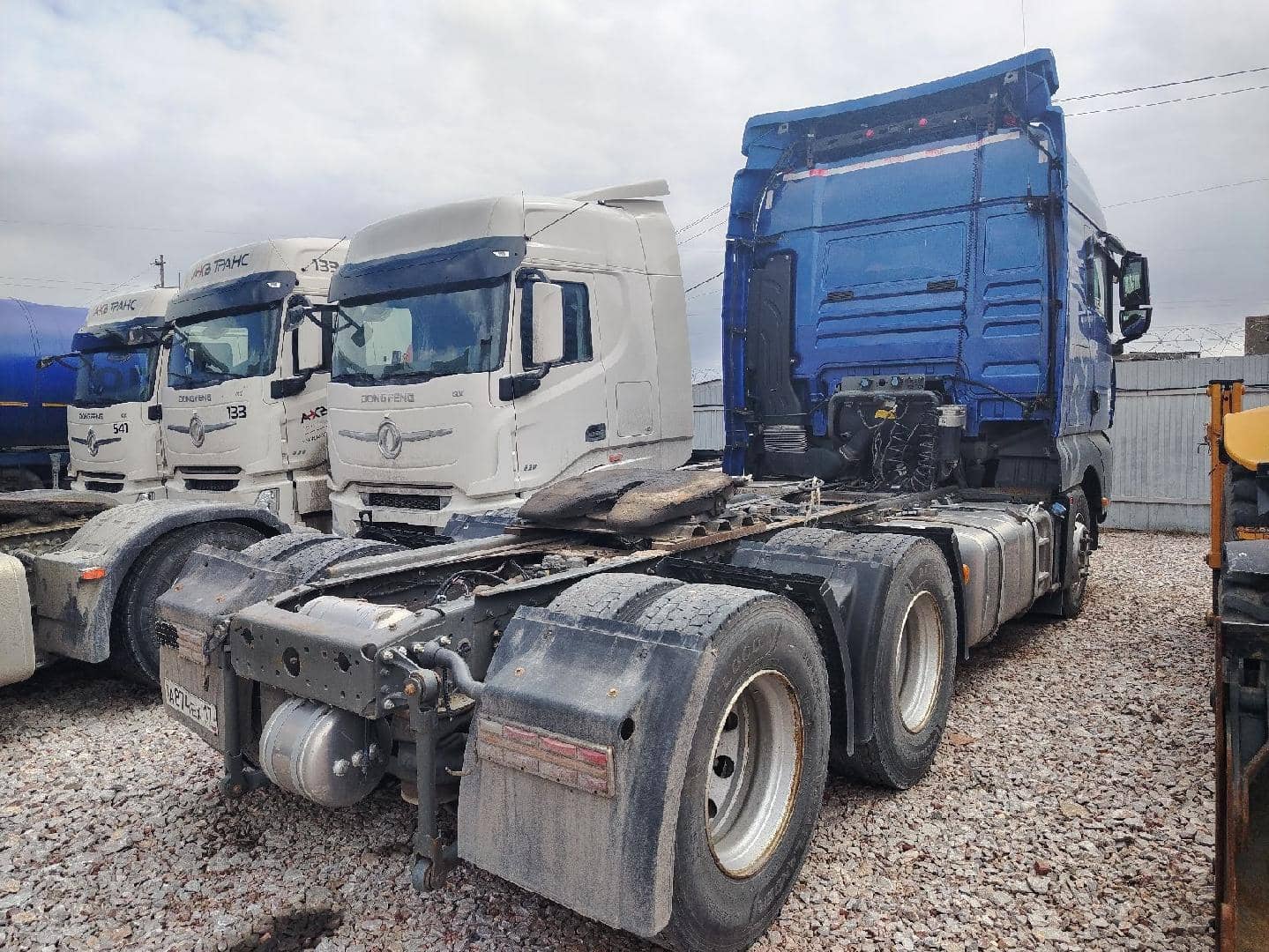Sitrak С7Н 6×4 ZZ4256V364HE,  244 482 км, 2023 года в лизинг