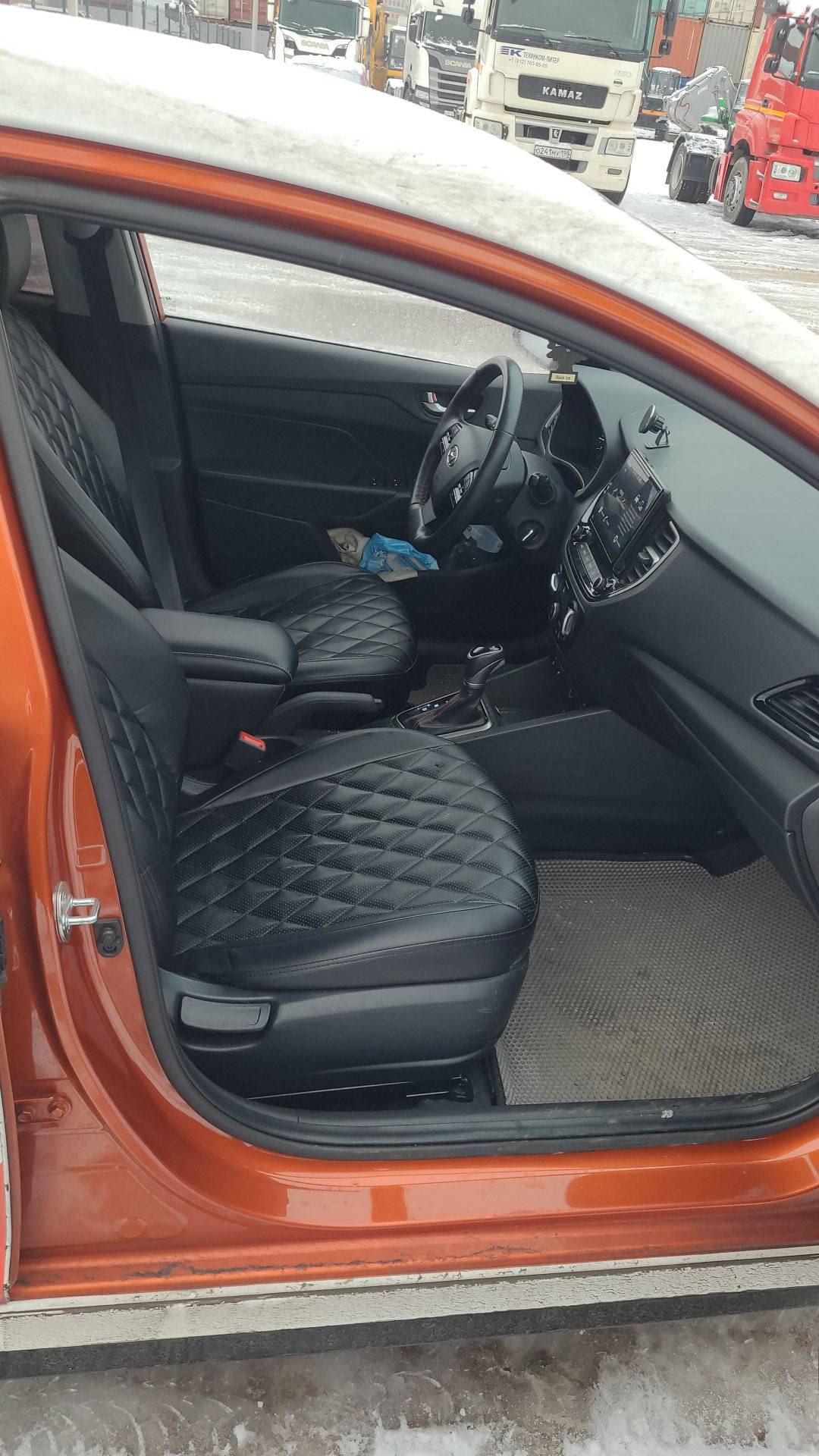 Solaris HS,  133 955 км, 2024 года в лизинг