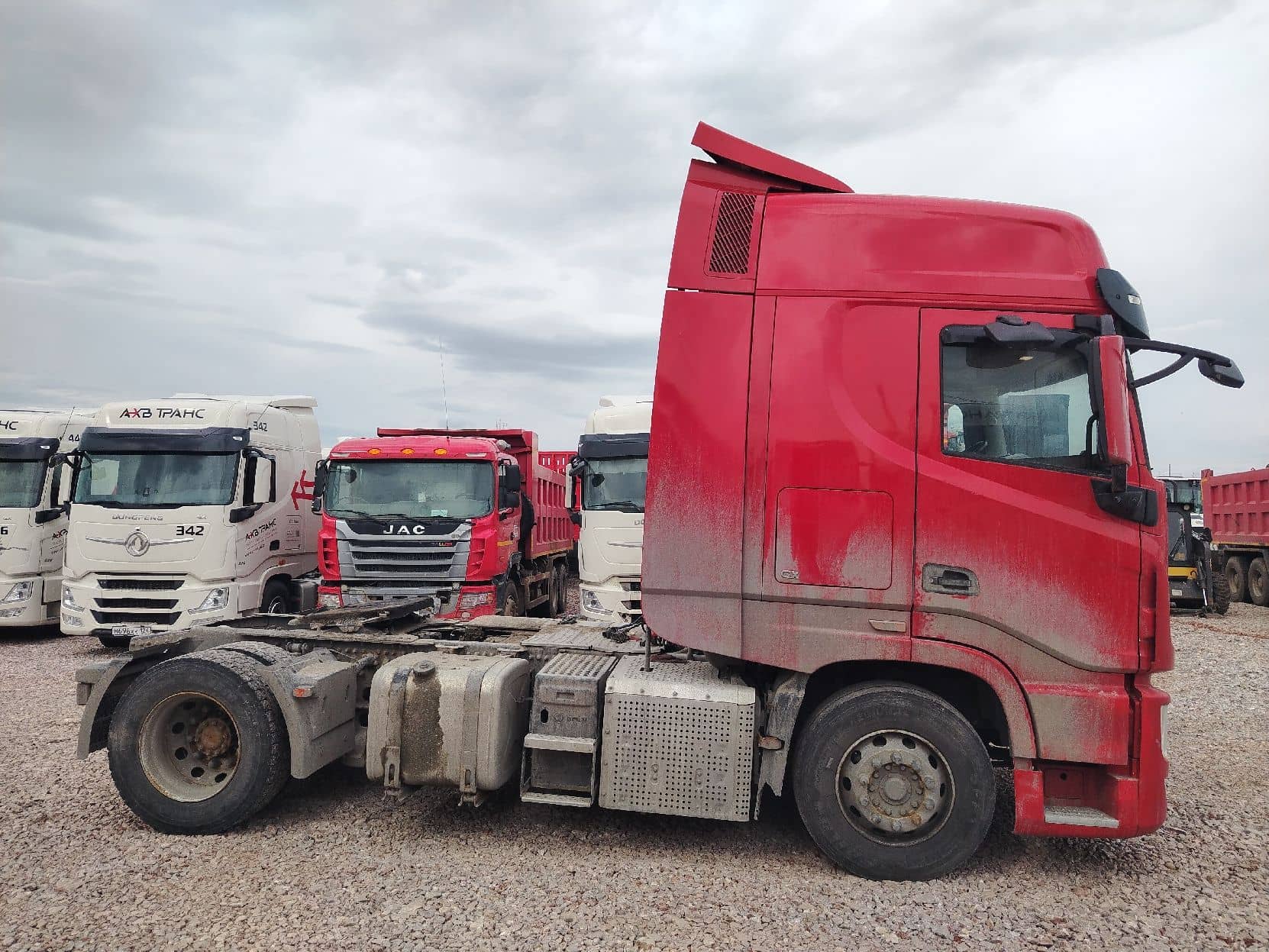 DongFeng GX DFH4180 4x2,  364 711 км, 2023 года в лизинг