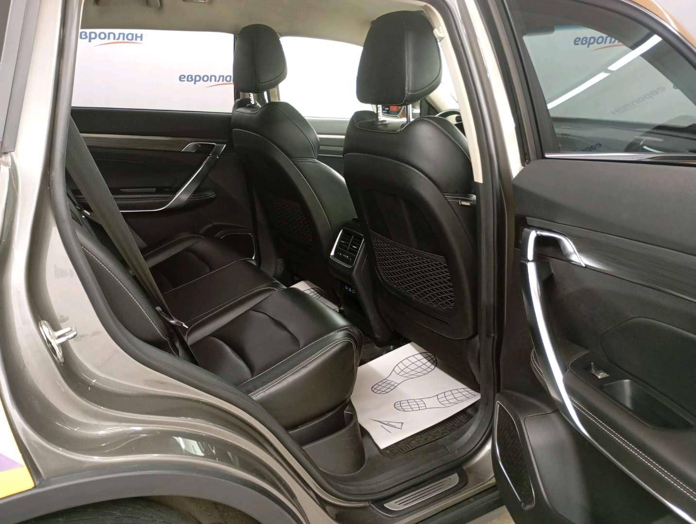 Geely Atlas Pro,  252 576 км, 2023 года в лизинг
