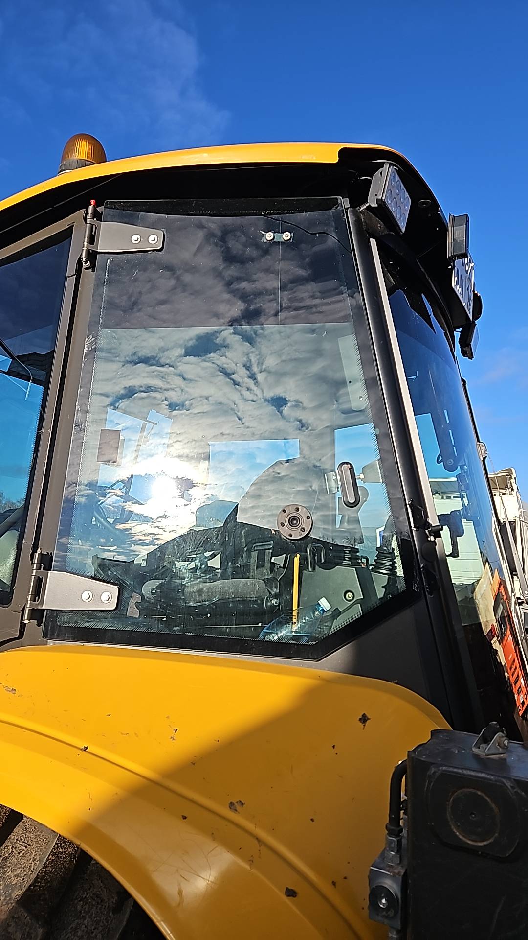 SDLG/LGCE B877F, 2024 года в лизинг