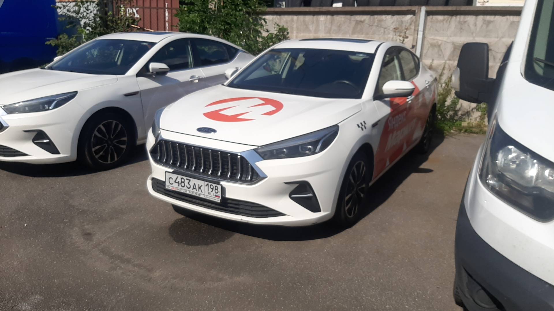 JAC J7,  120 000 км, 2023 года в лизинг