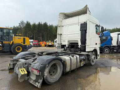 DAF XF105.460 FT 4x2 (Space Cab)