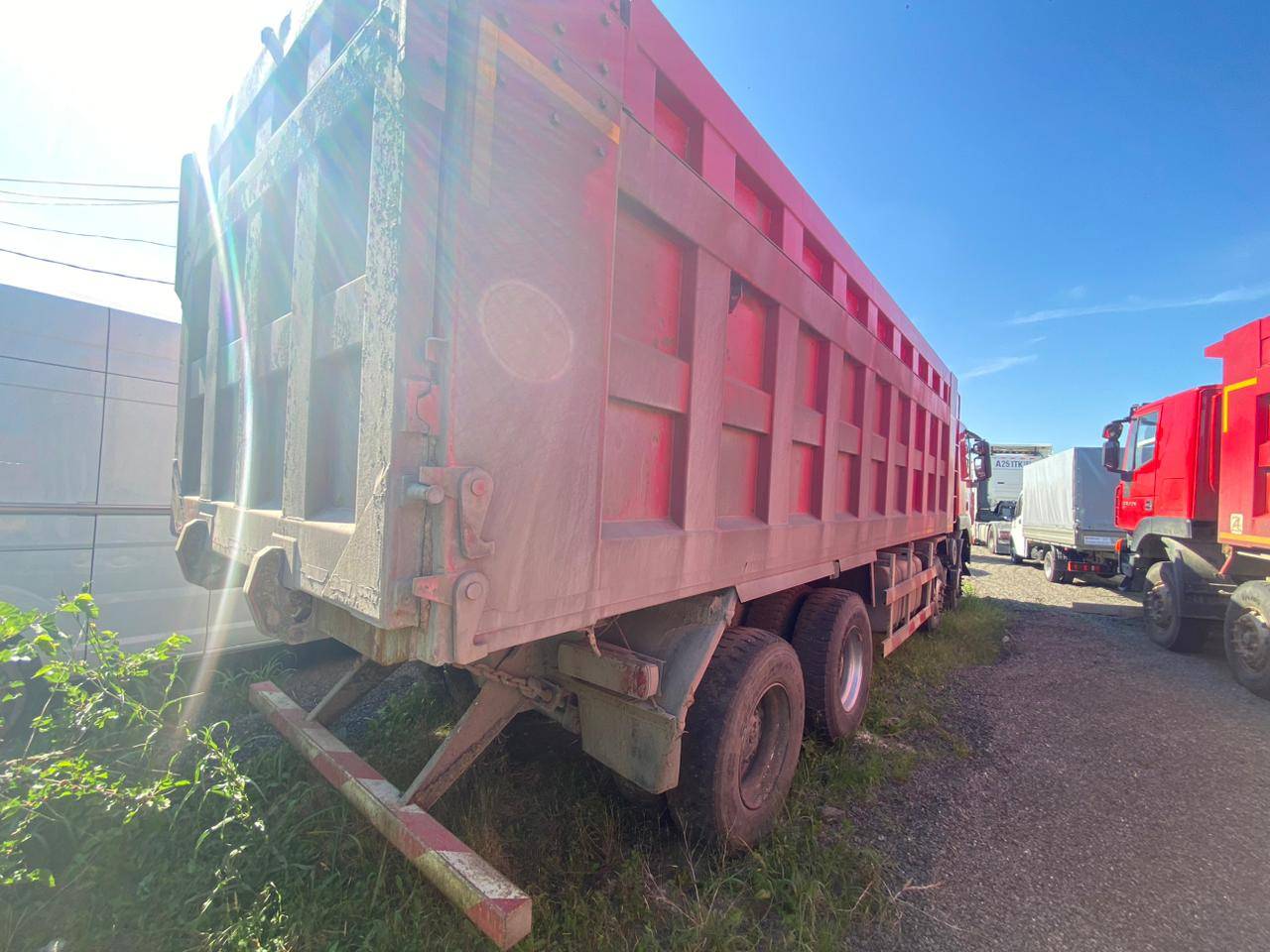 HONGYAN CQ3406HV39 Лот 000002283