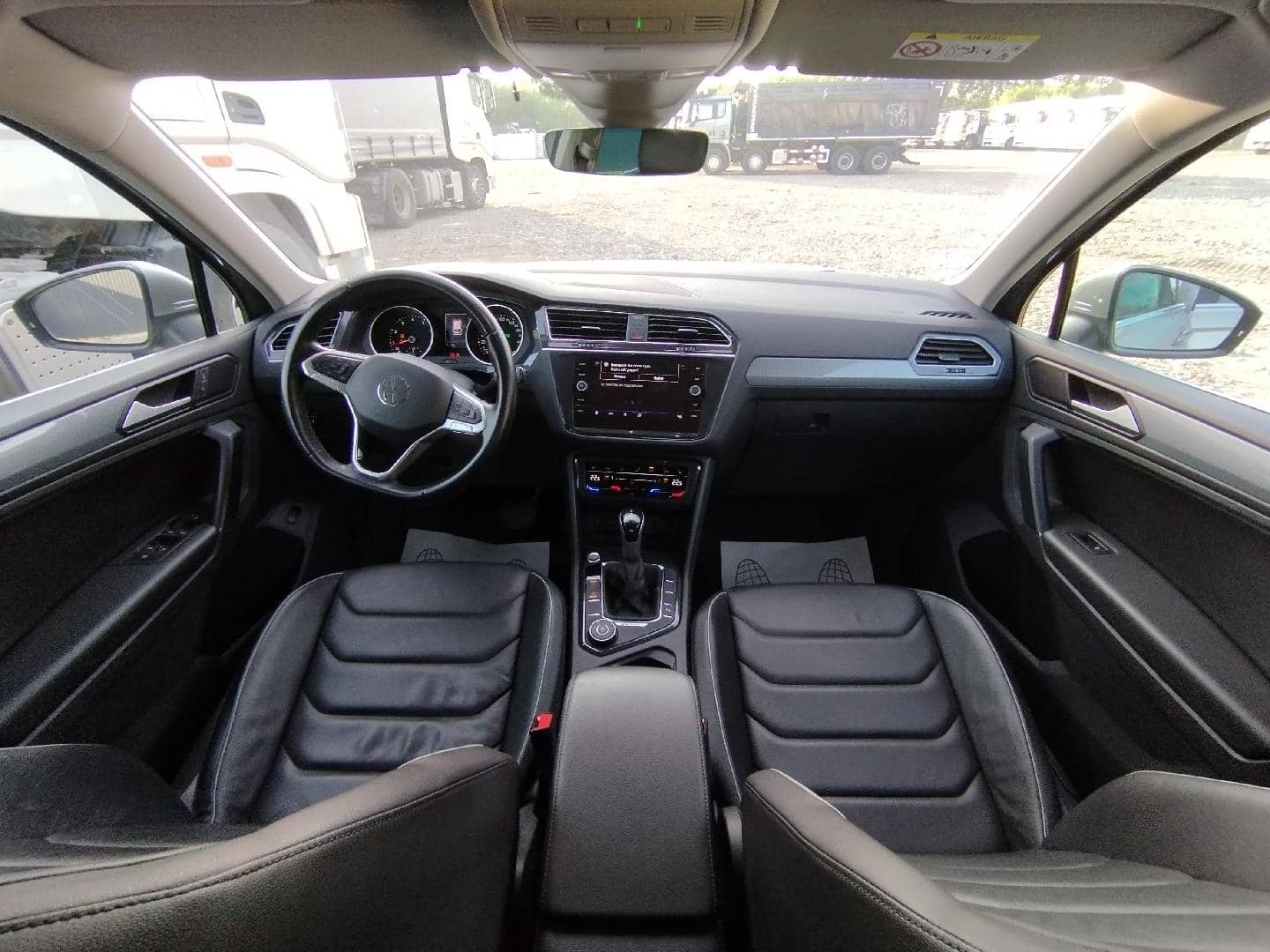 Volkswagen Tiguan,  133 018 км, 2021 года в лизинг