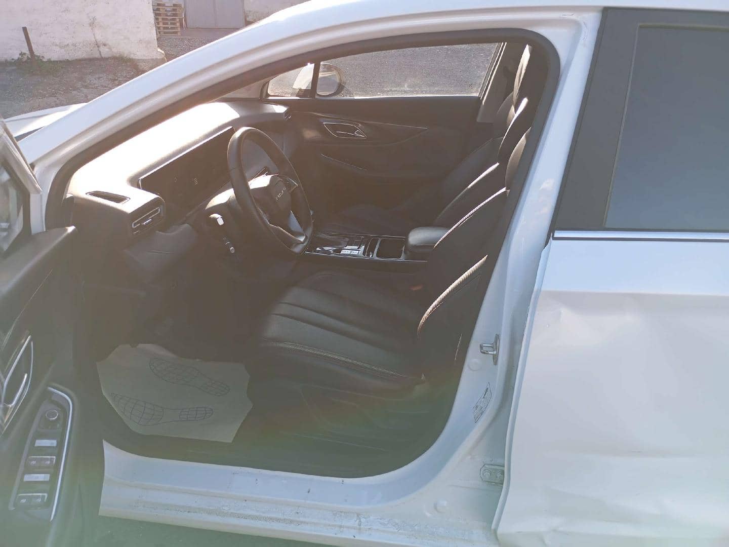 BAIC Ю5 Плюс (U5 Plus),  105 682 км, 2023 года в лизинг