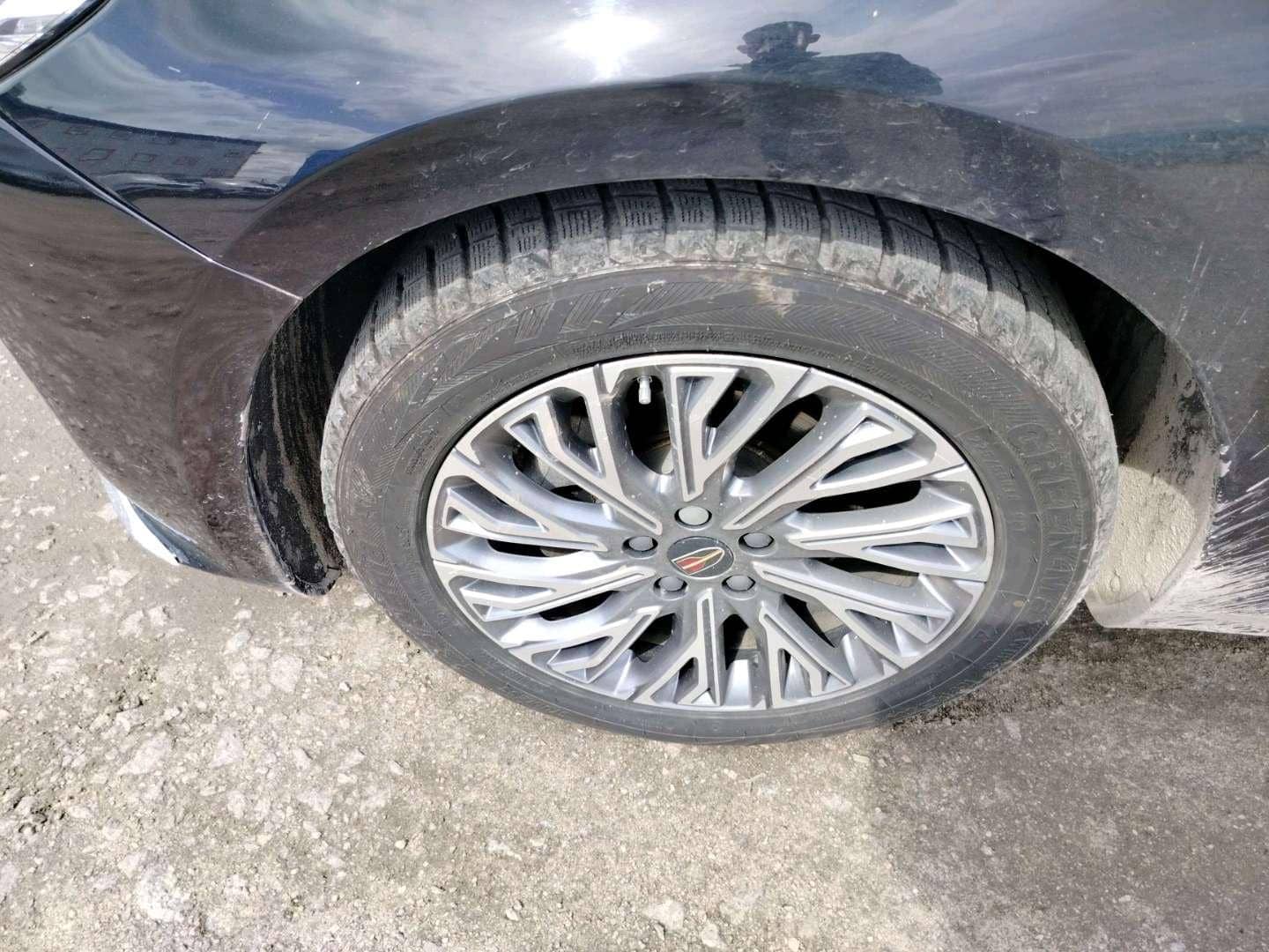 Hongqi H5,  128 152 км, 2024 года в лизинг