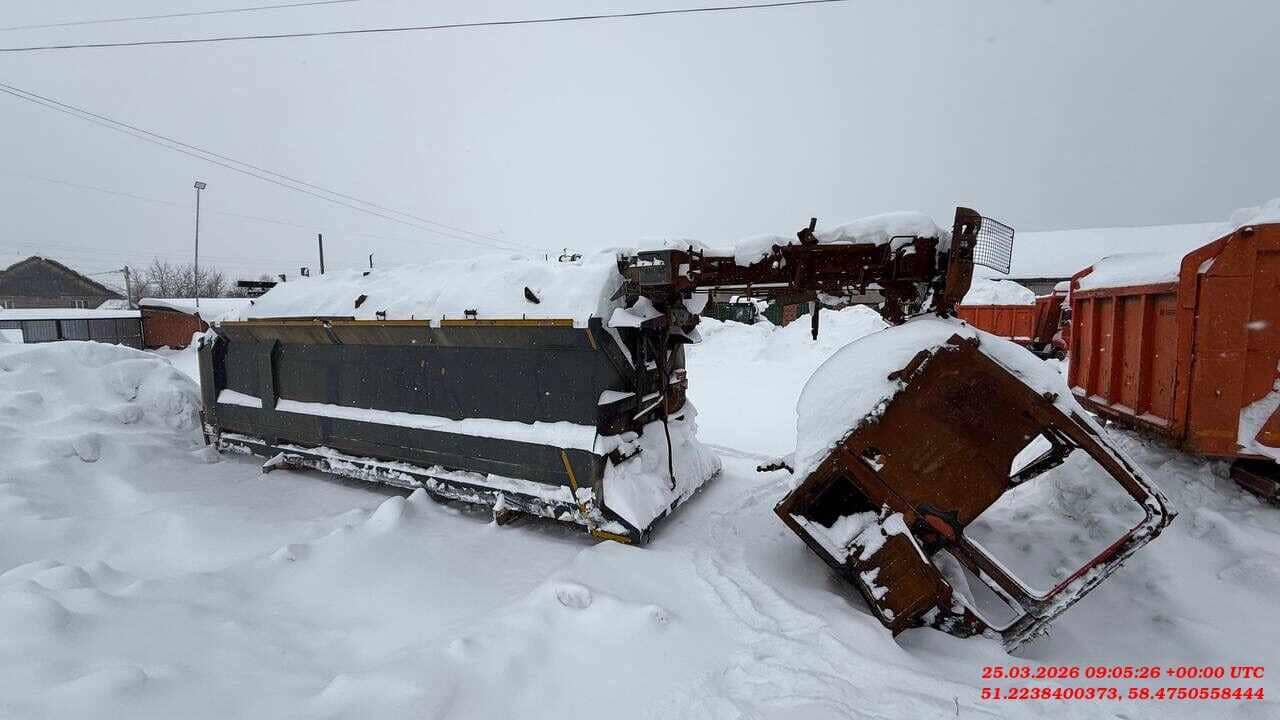 Sitrak ZZ3316V386ME,  100 000 км, 2023 года