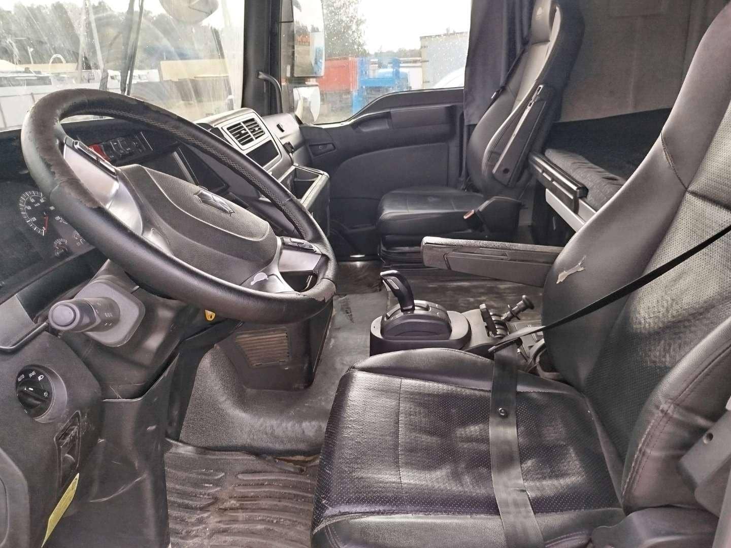 Sitrak C7H 4x2 ZZ4186V361HE,  870 570 км, 2022 года в лизинг