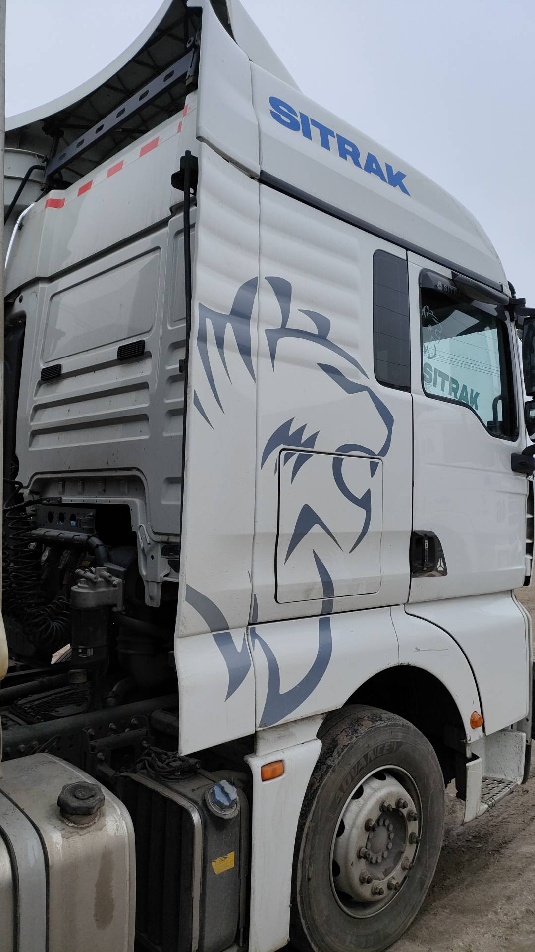 Sitrak C7H 4x2 ZZ4186V361HE,  365 082 км, 2022 года