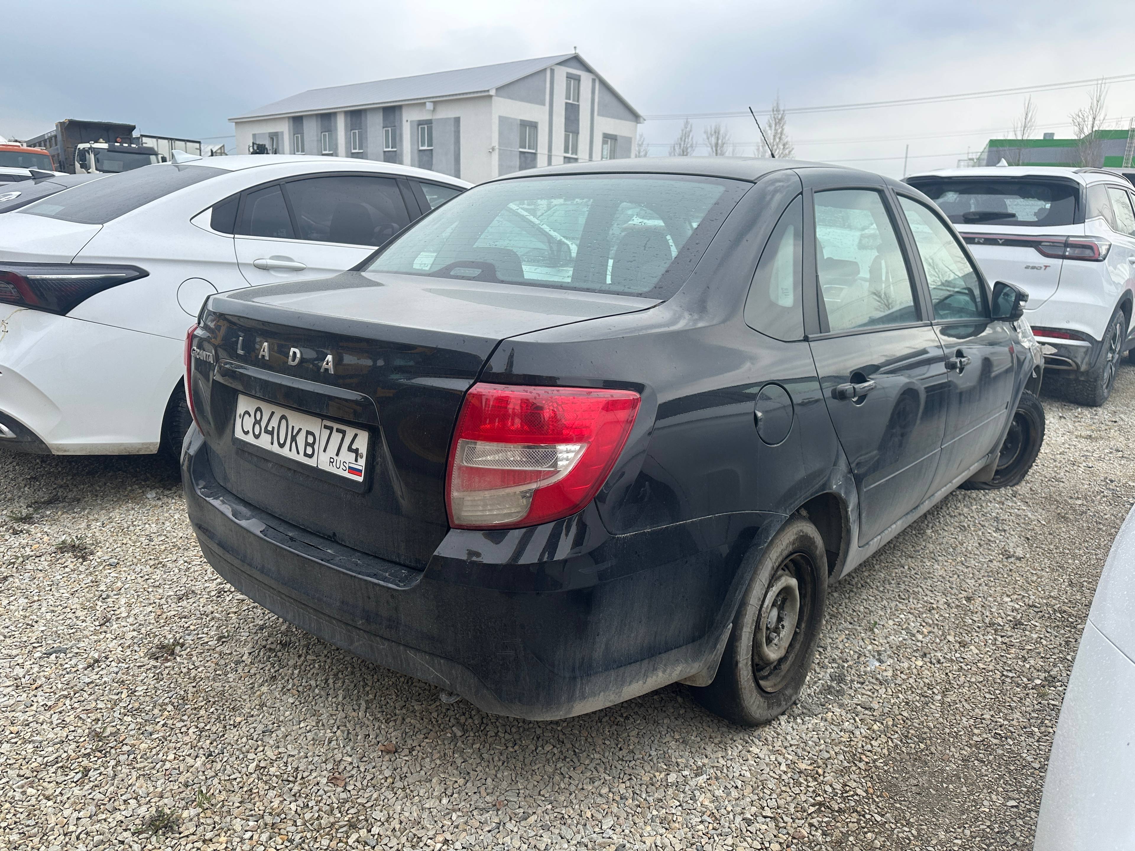 Lada Granta седан,  91 740 км, 2023 года