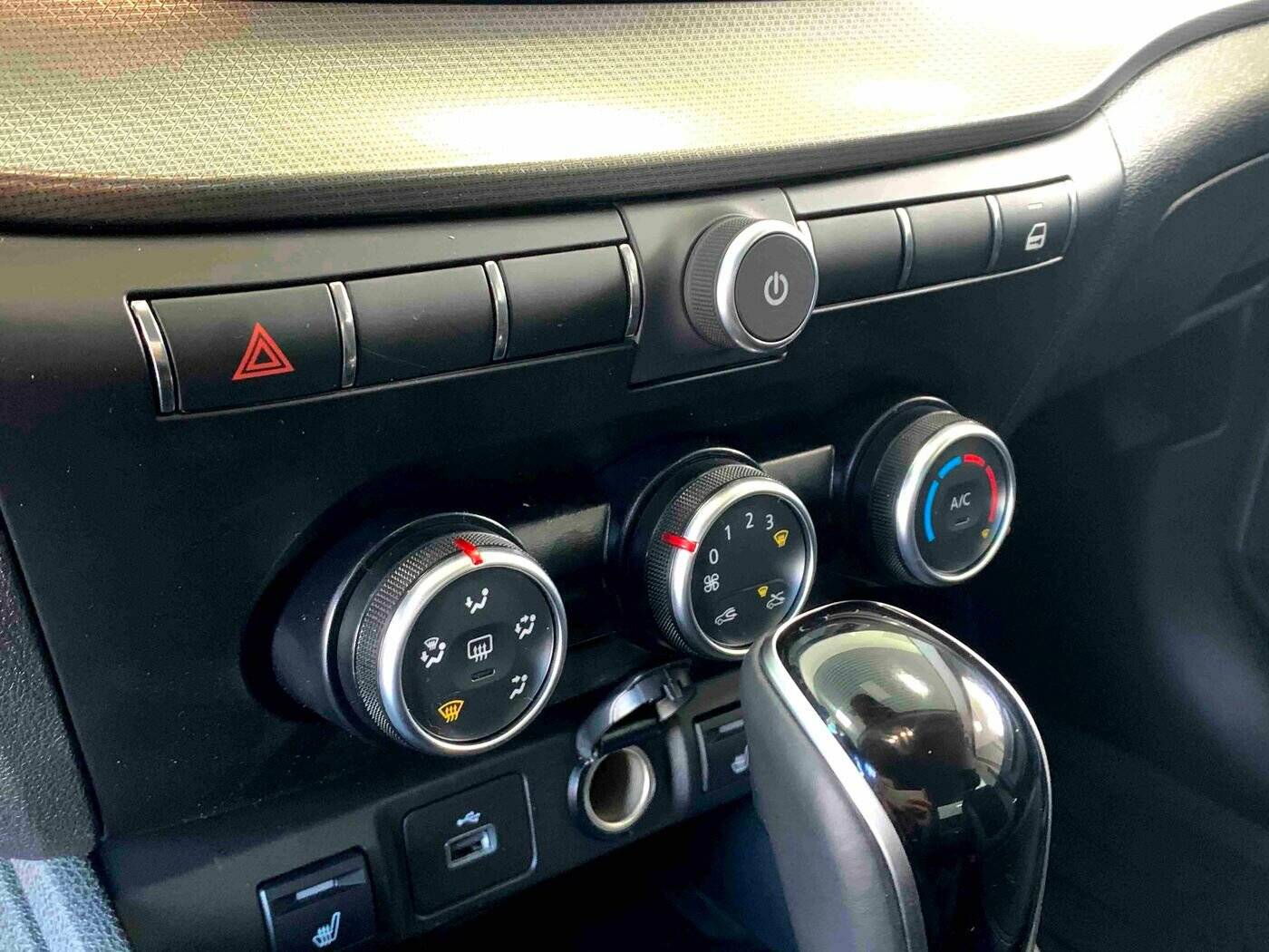 Lada Vesta седан Life 24 1.6 106hp AT