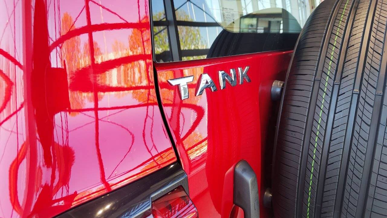 Tank 300 Adventure 2.0 8AT 4WD